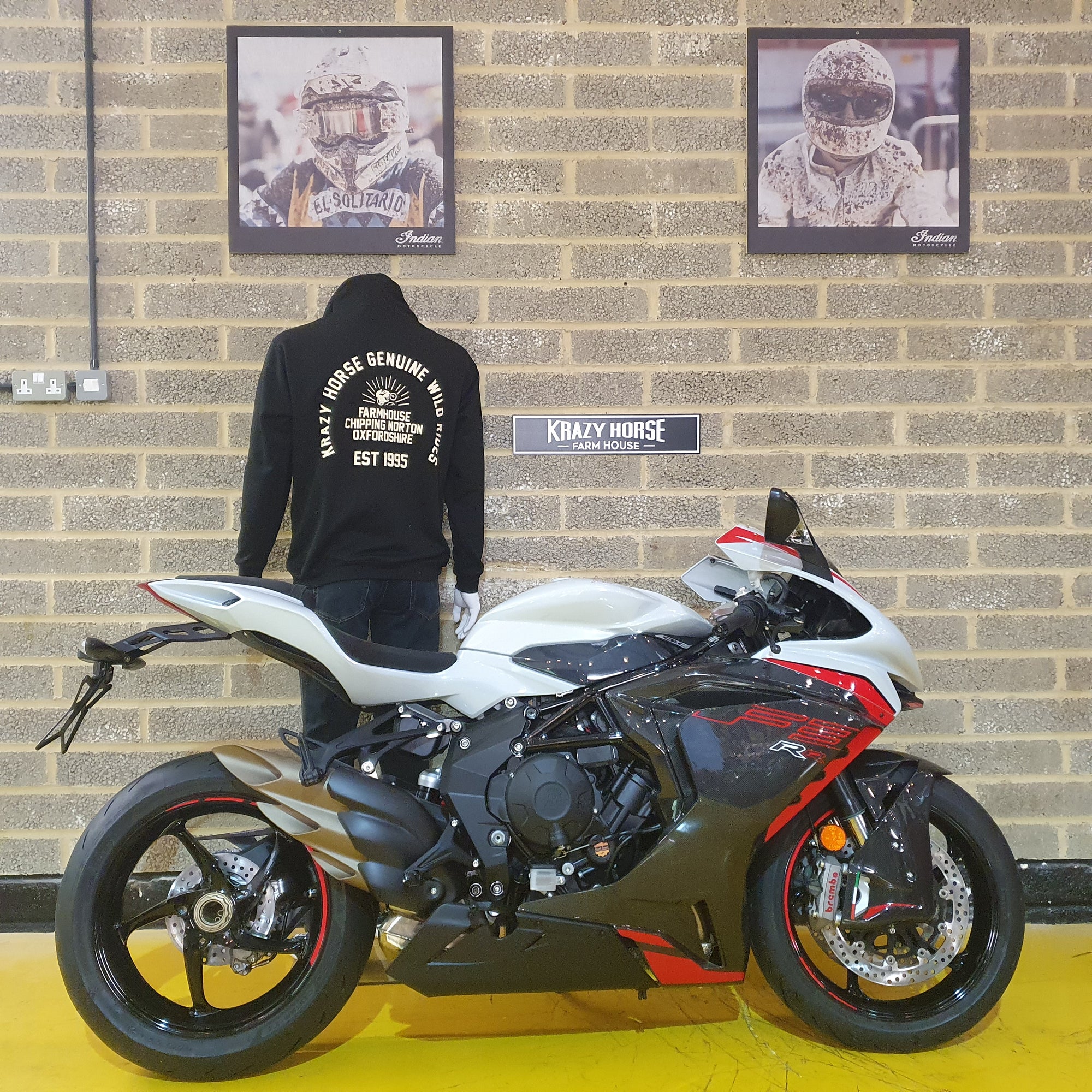 MV Agusta F3 RR - Surreal White & Mamba Red