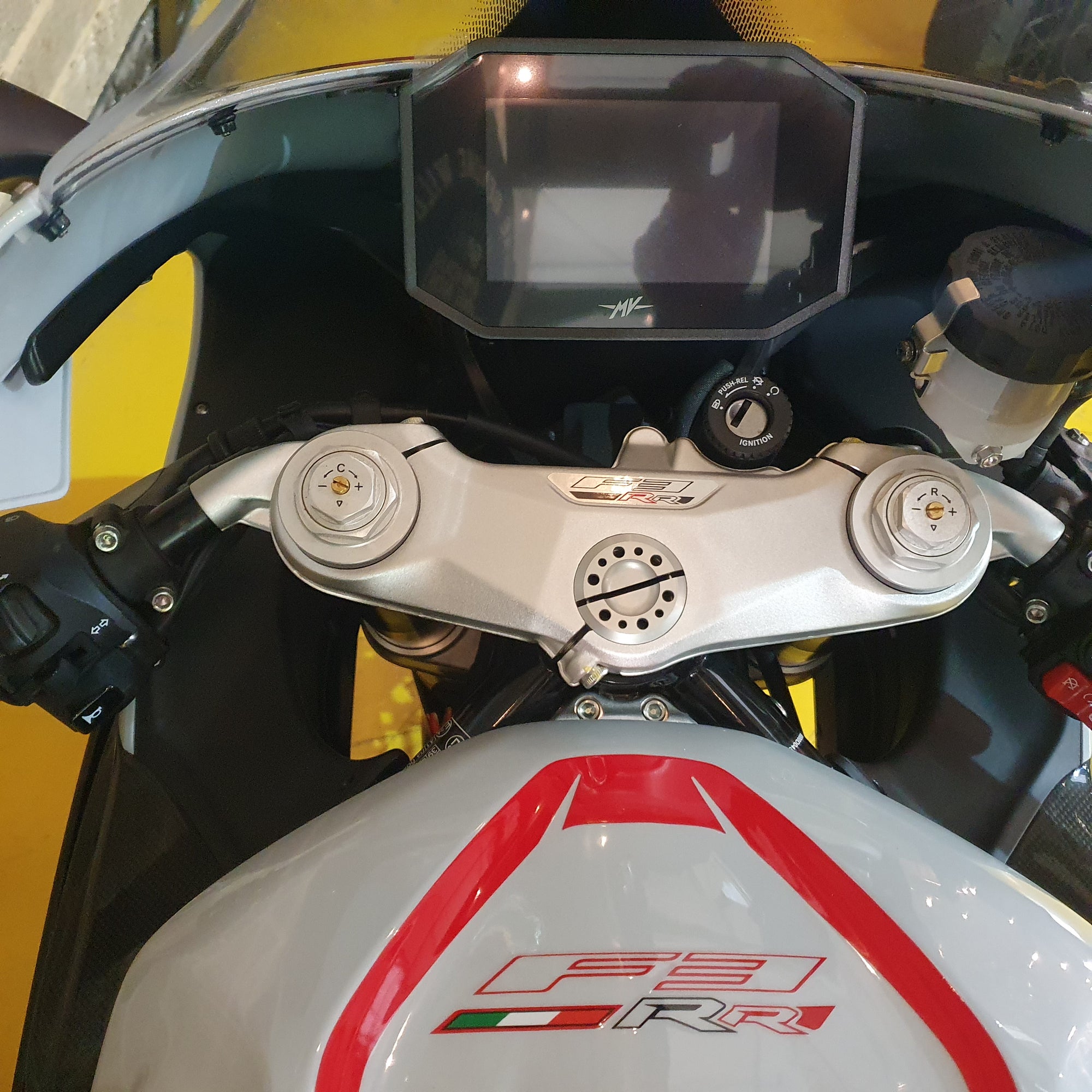 MV Agusta F3 RR - Surreal White & Mamba Red