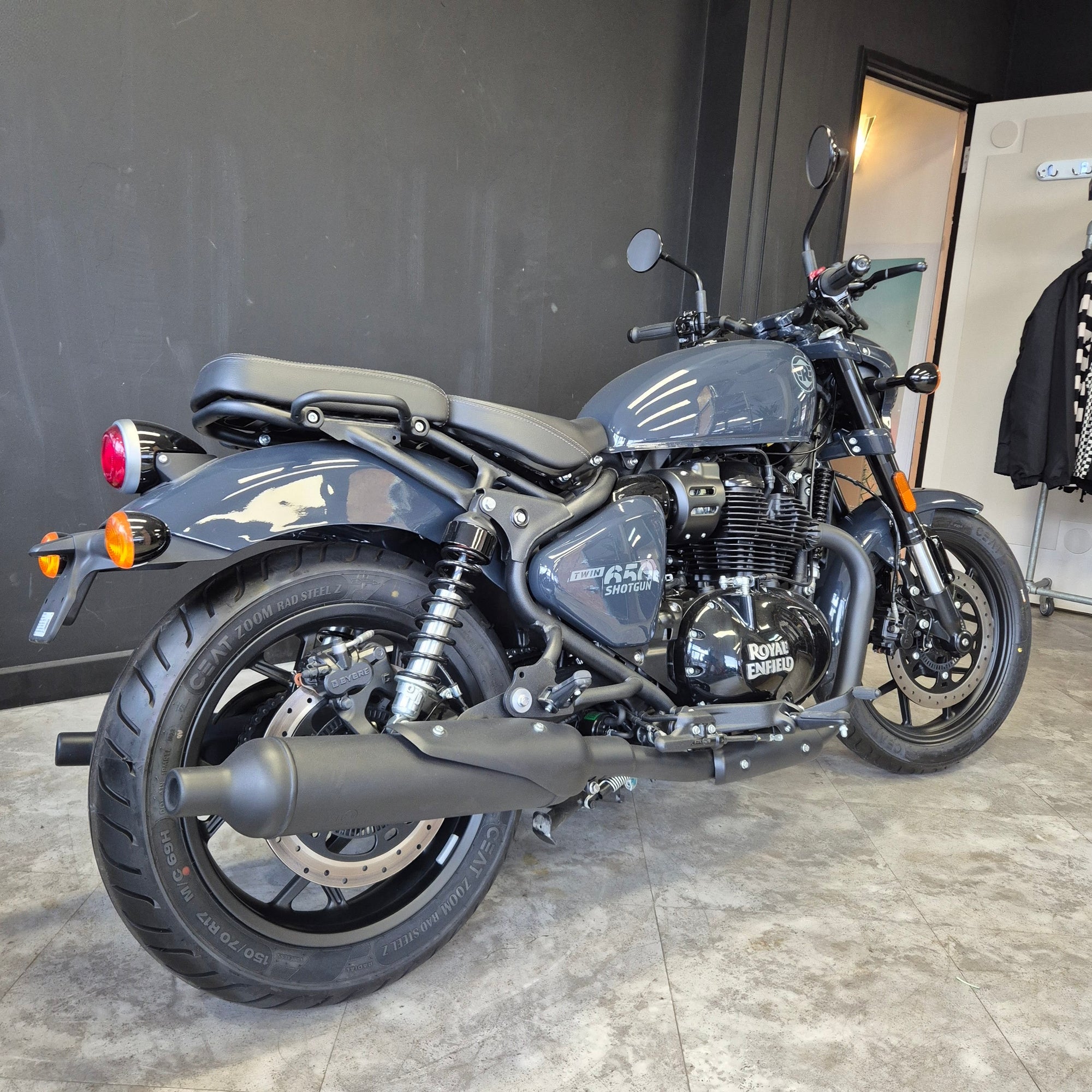 Royal Enfield Shotgun 650 - Sheet Metal Grey