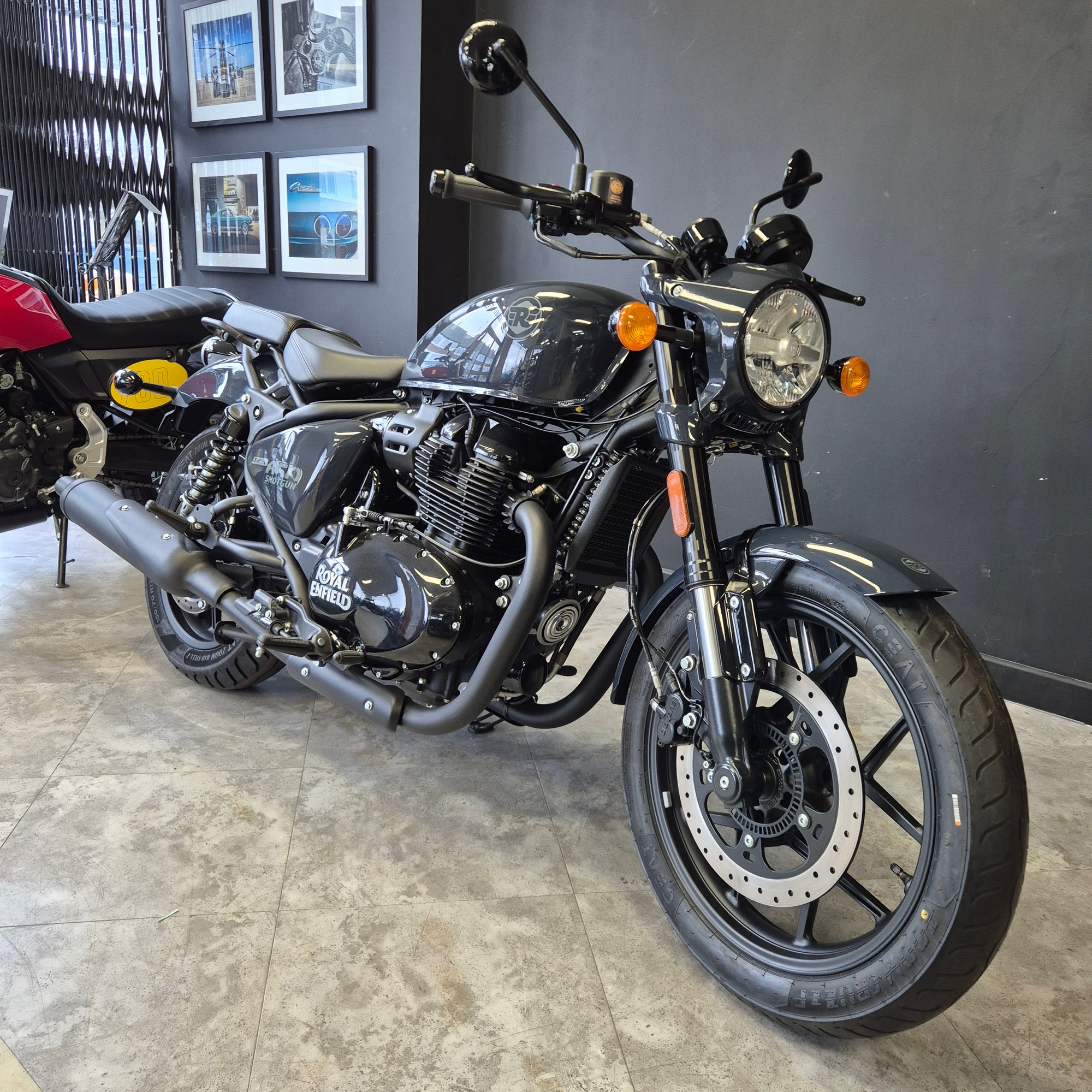 Royal Enfield Shotgun 650 - Sheet Metal Grey