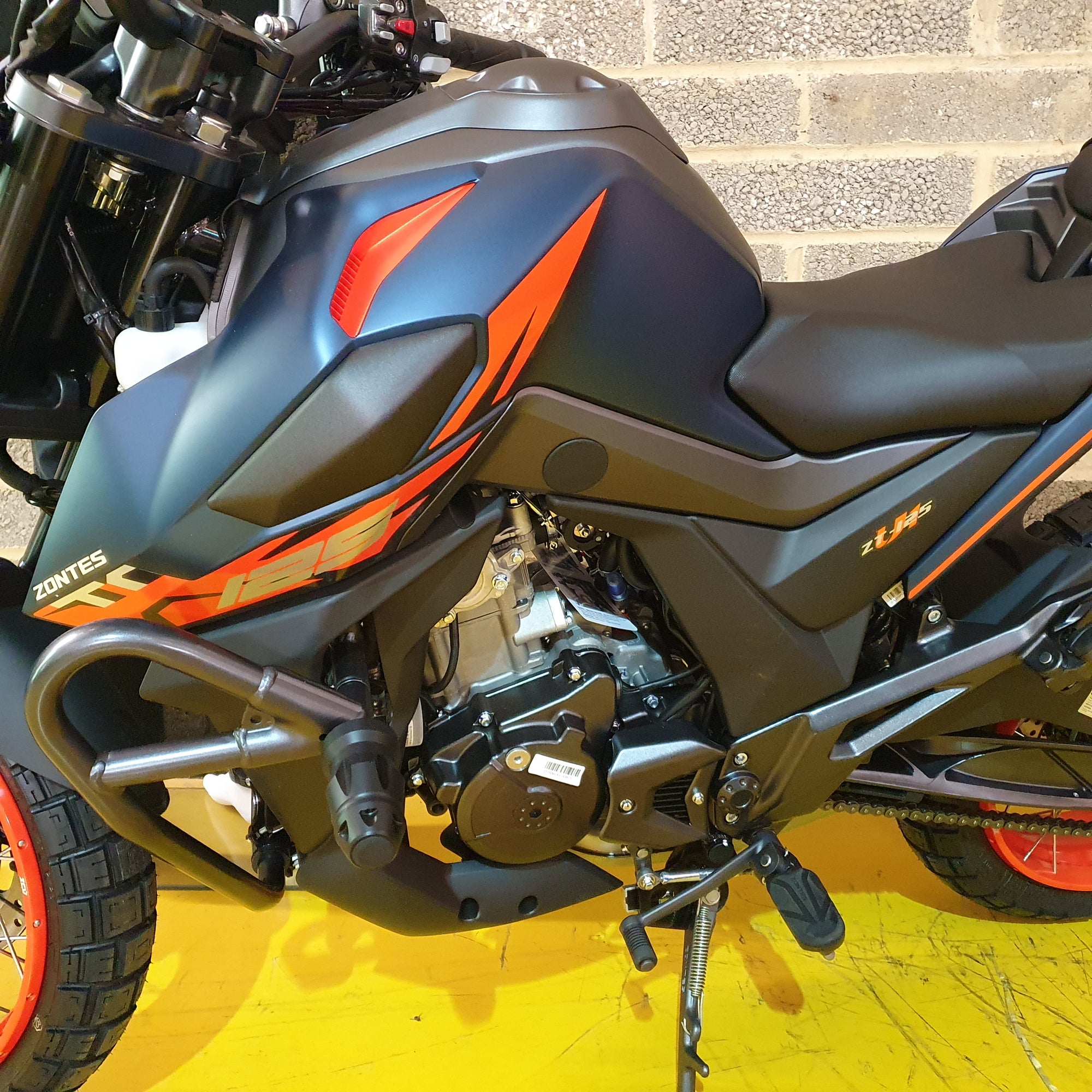 Zontes ZT125 U1 - Blue/Orange