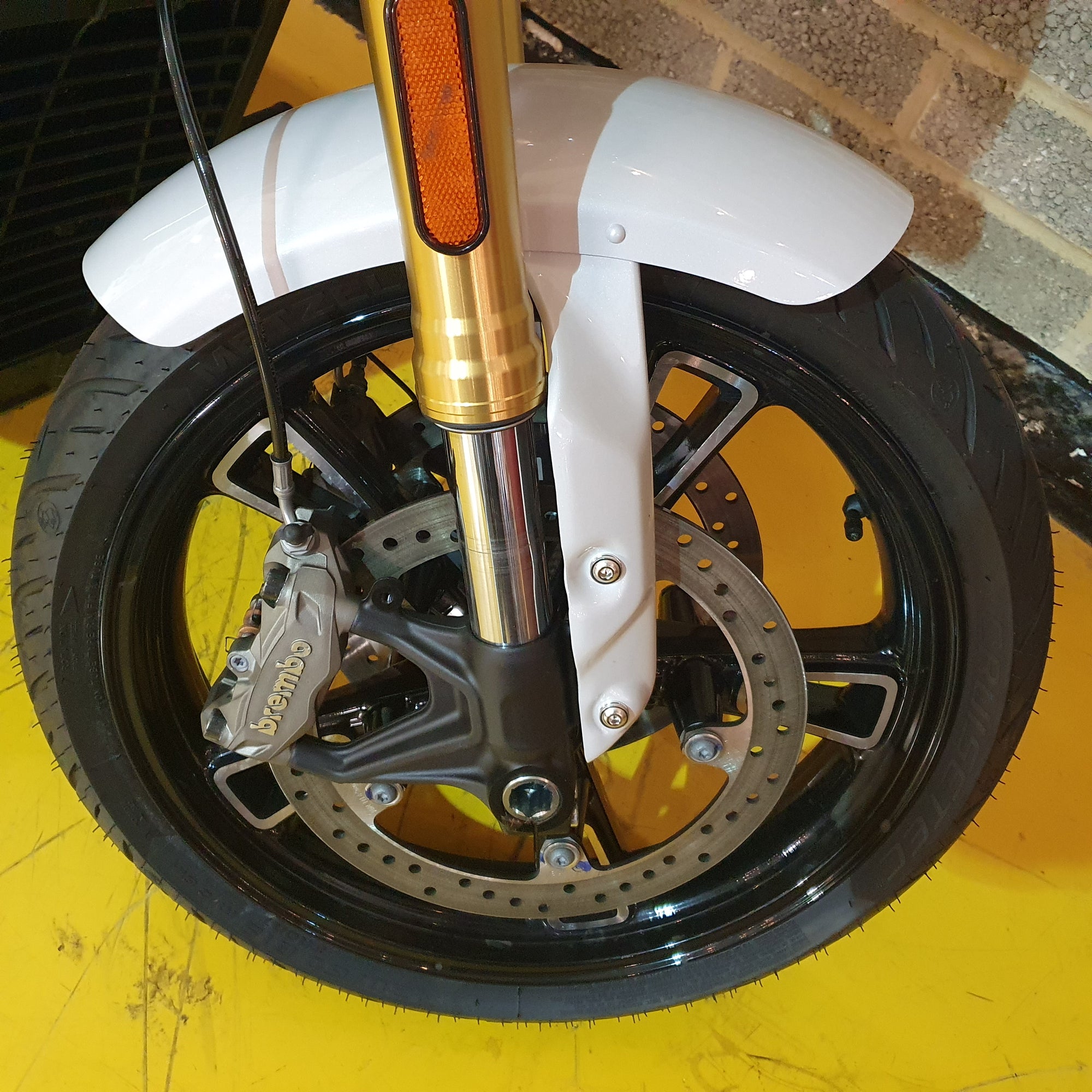 2025 Scout 101 - Ghost White Metallic - Preloved