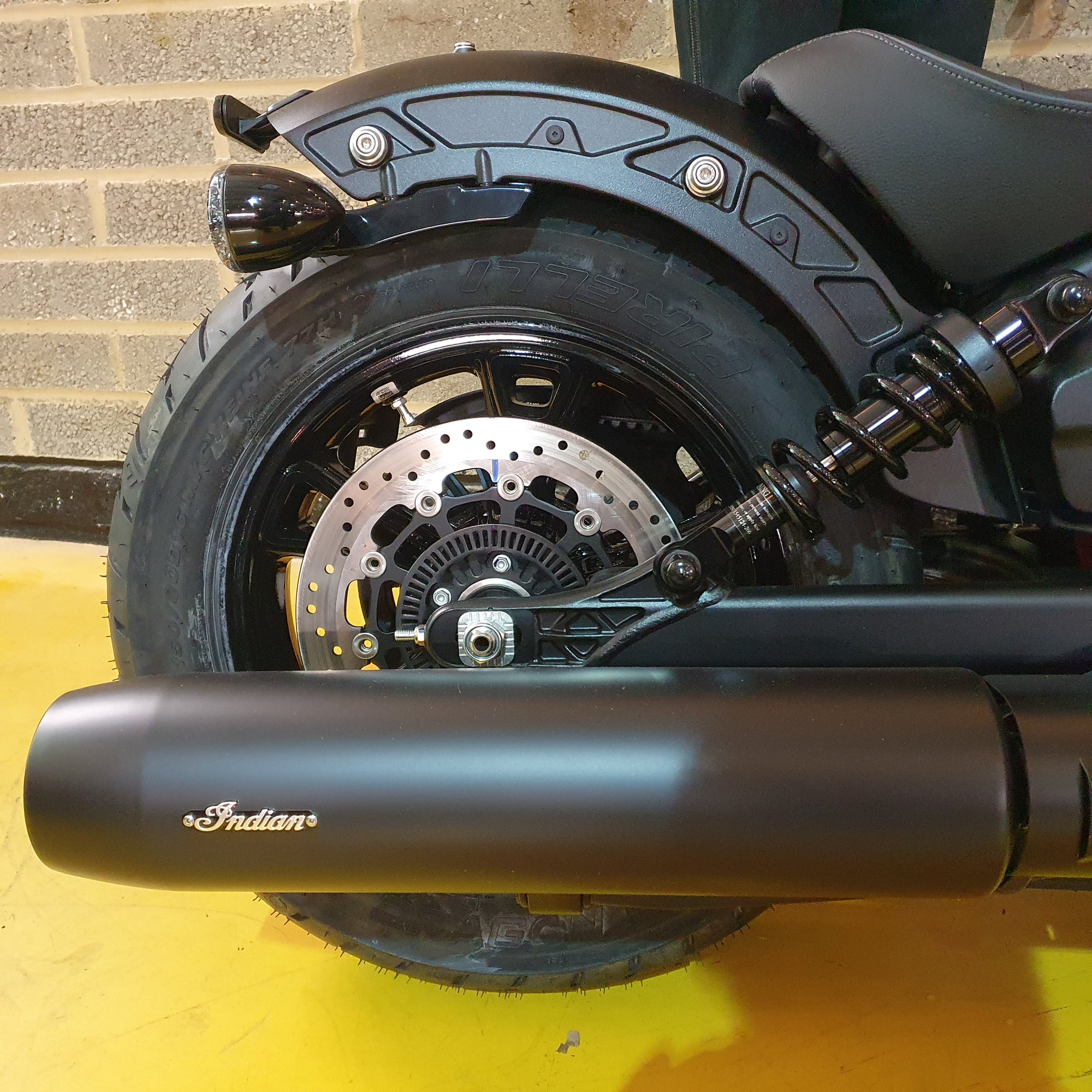 2026 Scout Bobber Sixty - Black Metallic