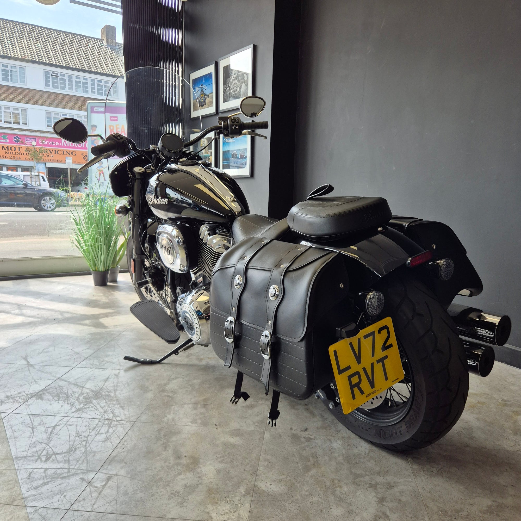 2022 Indian Super Chief 116 - Black Metallic - PreLoved