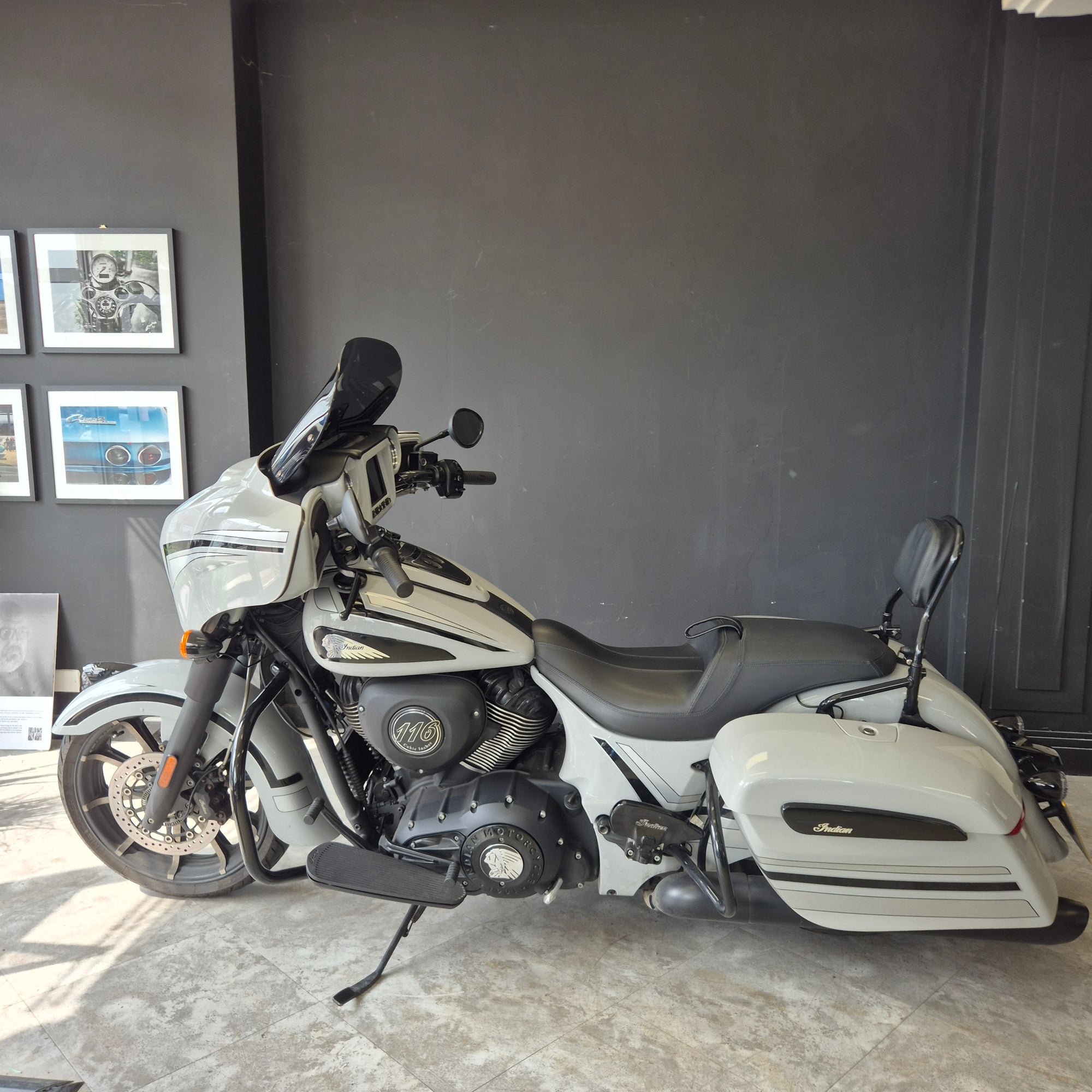 2020 Indian Chieftain Dark Horse 116 - Ghost Grey w/Graphics - Preloved