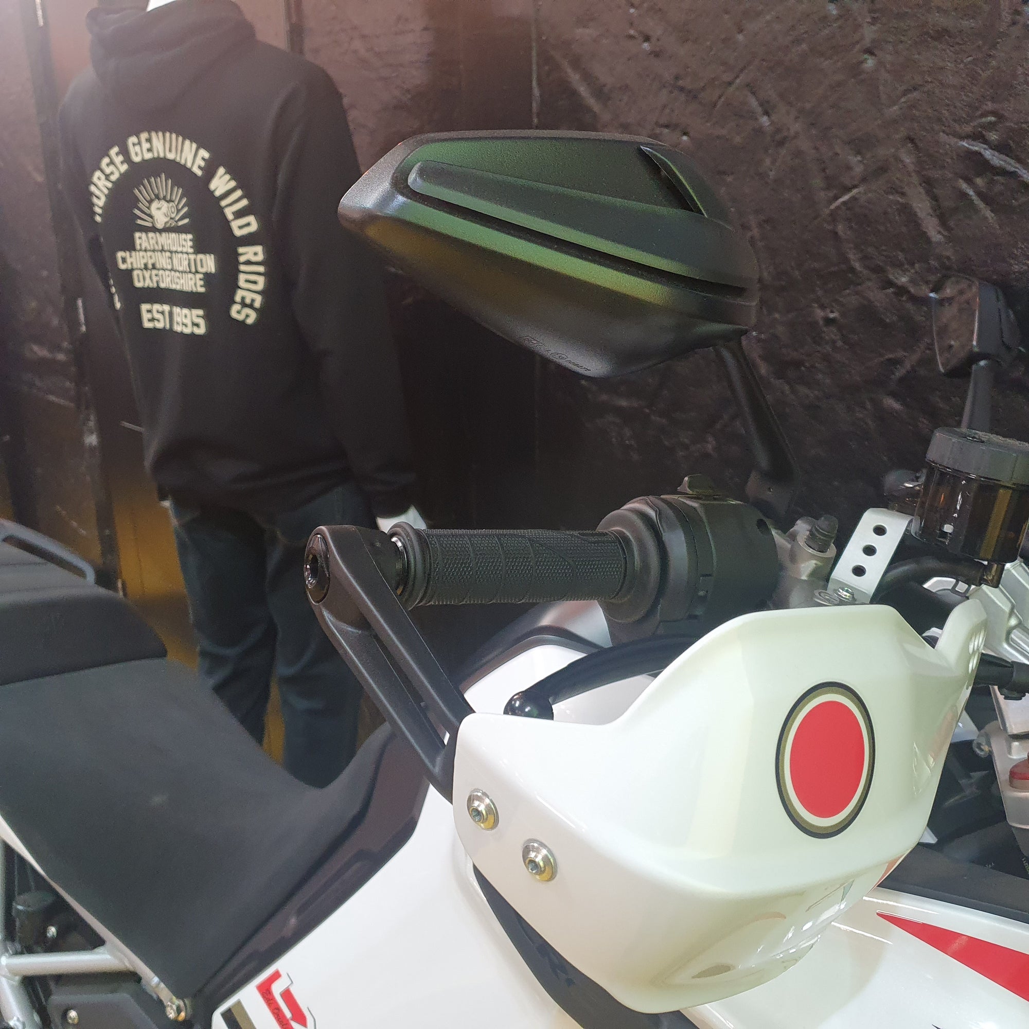 Enduro Veloce LXP Edi Orioli - Pearl White Metallic Black