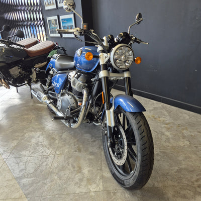 Royal Enfield Super Meteor 650 -  Astral Blue - A pre-registered bargain!
