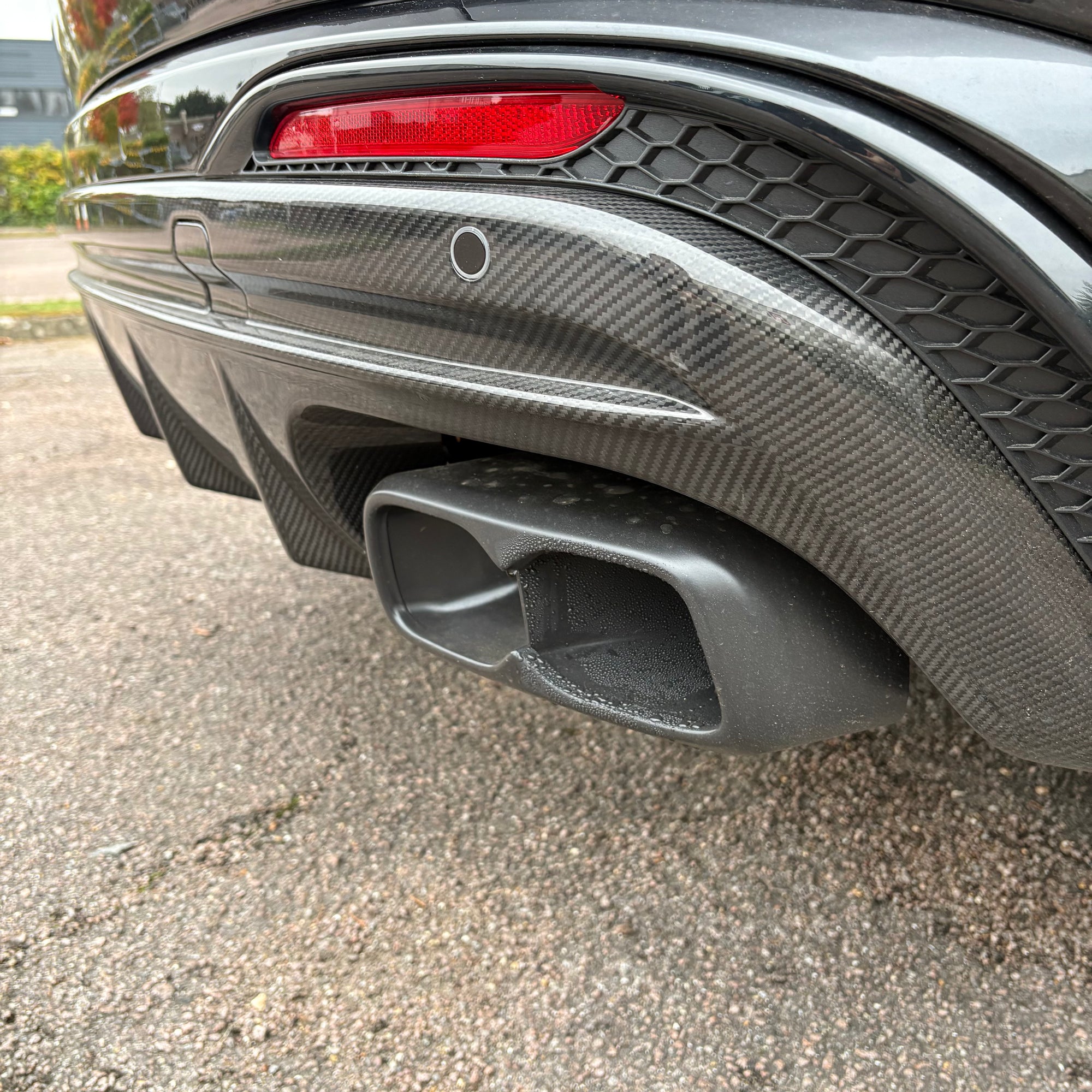 Maserati Grecale Trofeo - Nero Tempesta metallic