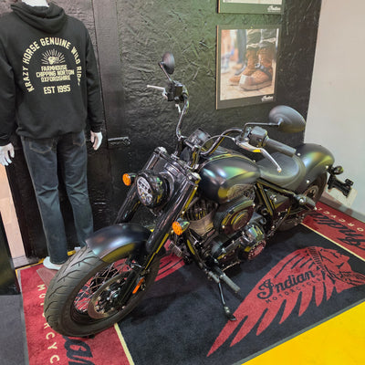 Chief Bobber Dark Horse - Black Smoke - Preloved