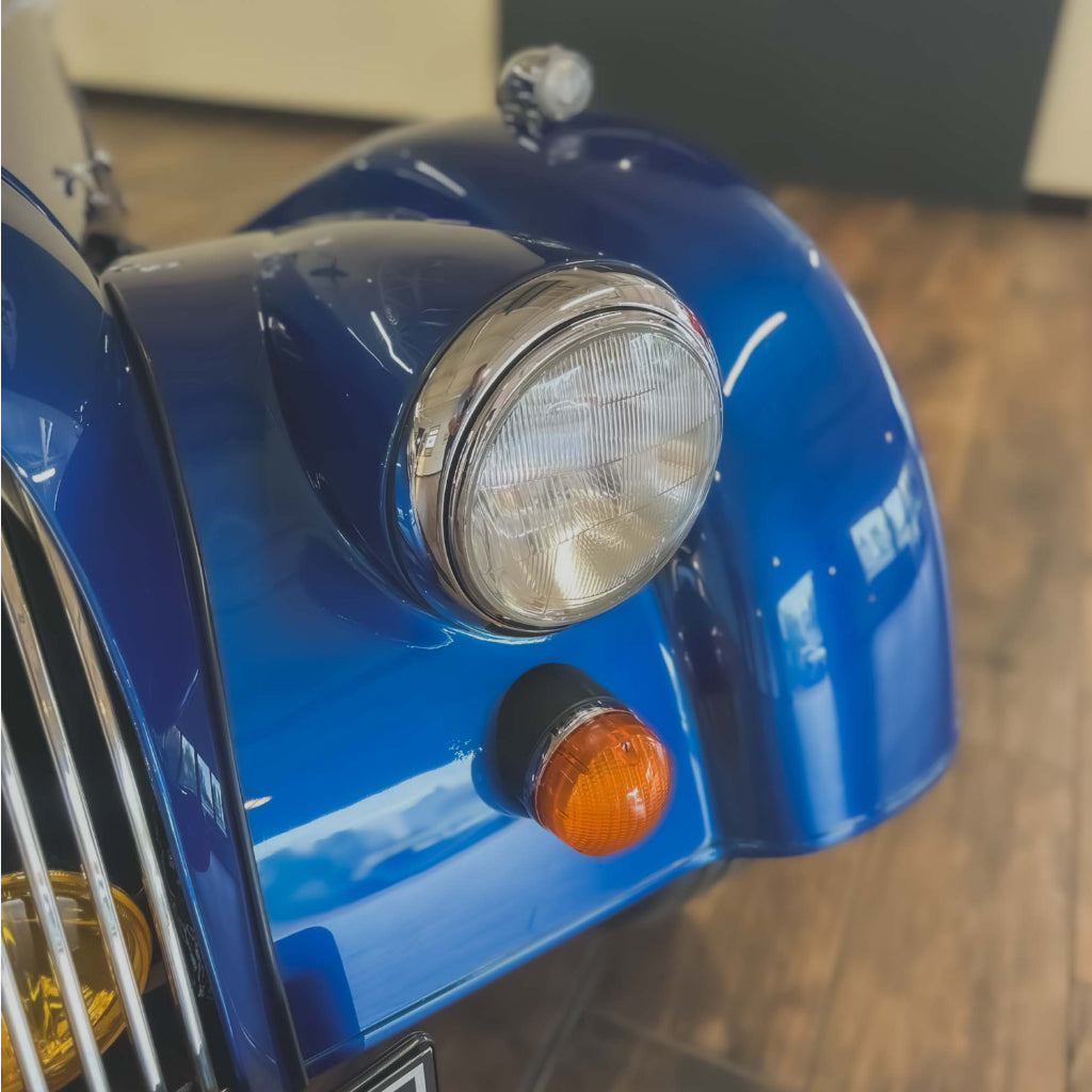Morgan 4/4 Ford 1.8 Twin Cam Zetec - Jaguar Antigua Blue