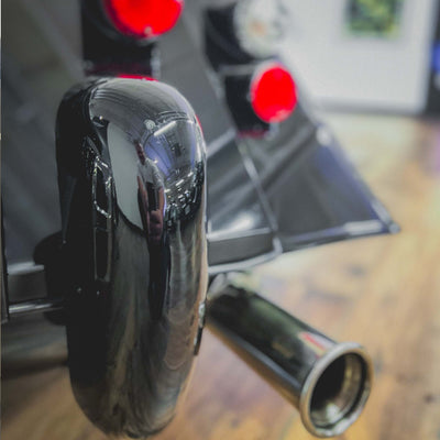 Morgan Plus 4 Traditional - Morgan Piano Black