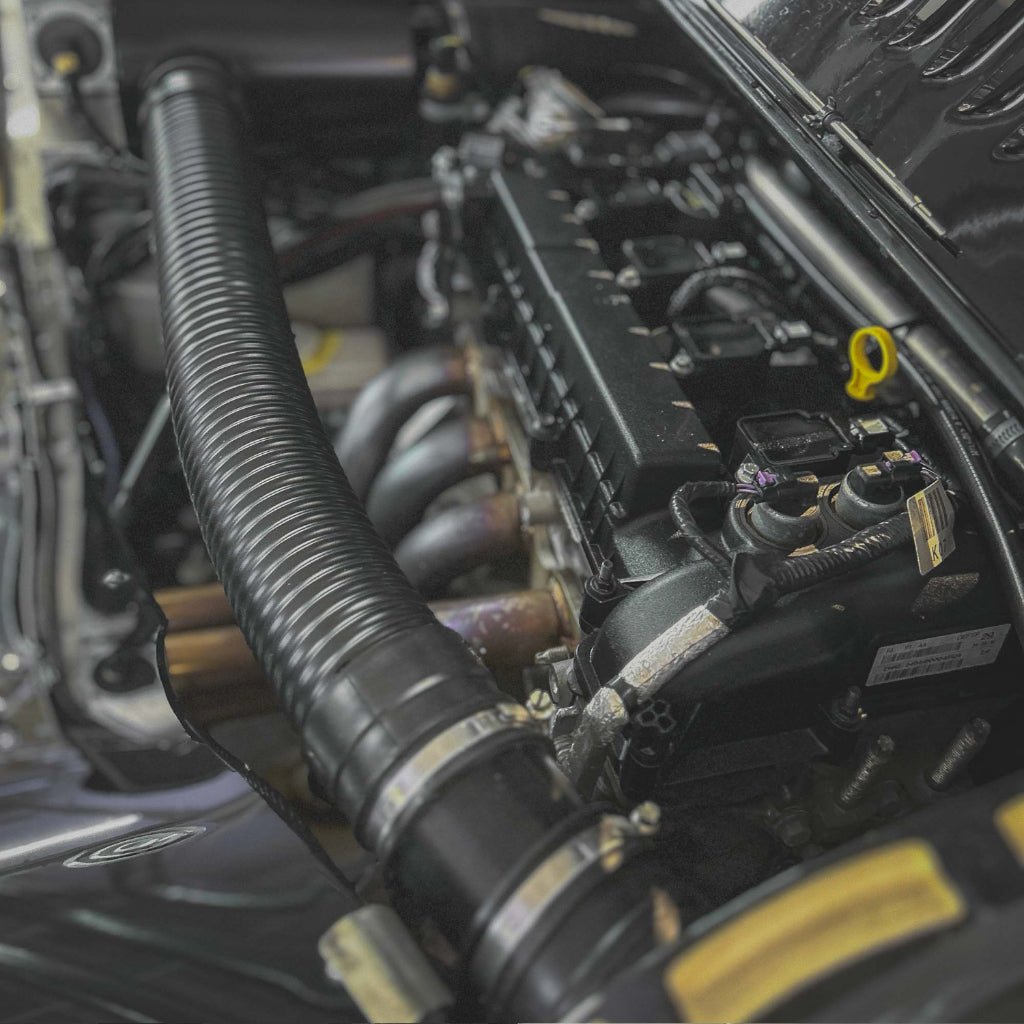 Morgan Plus 4 Traditional - Morgan Piano Black