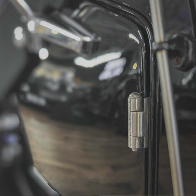 Morgan Plus 4 Traditional - Morgan Piano Black