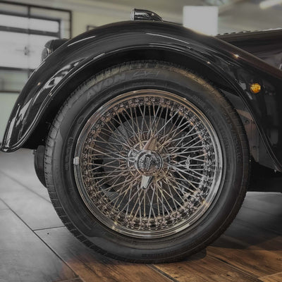 Morgan Plus Four Auto - Morgan Dark Plum Metallic