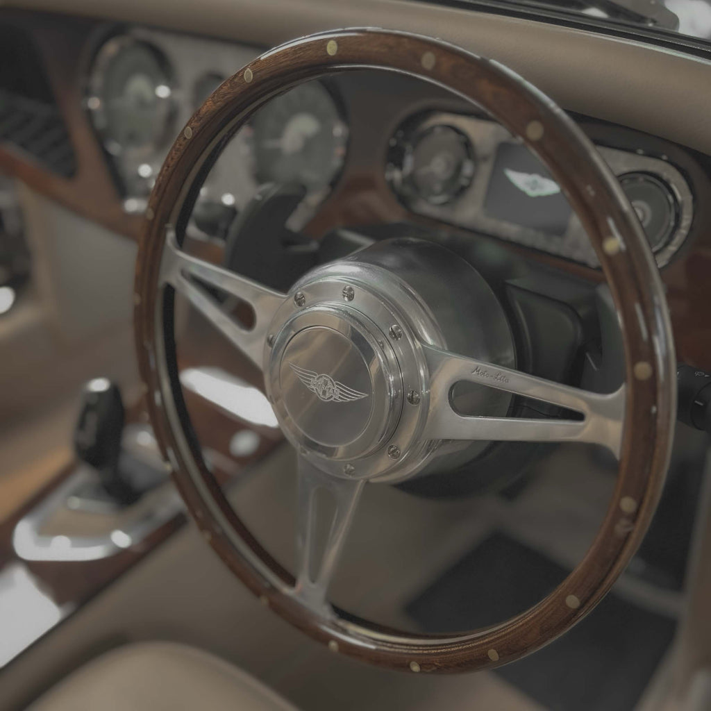 Morgan Plus Four Auto - Morgan Dark Plum Metallic