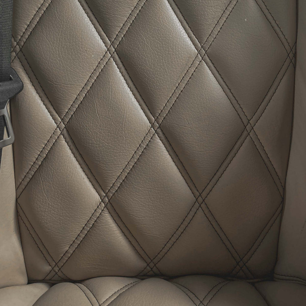 Morgan Plus Four Auto - Morgan Dark Plum Metallic