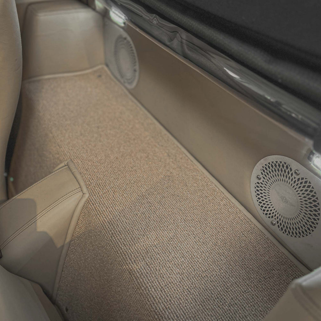 Morgan Plus Four Auto - Morgan Dark Plum Metallic