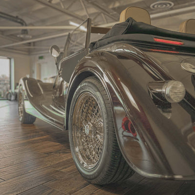 Morgan Plus Four Auto - Morgan Dark Plum Metallic