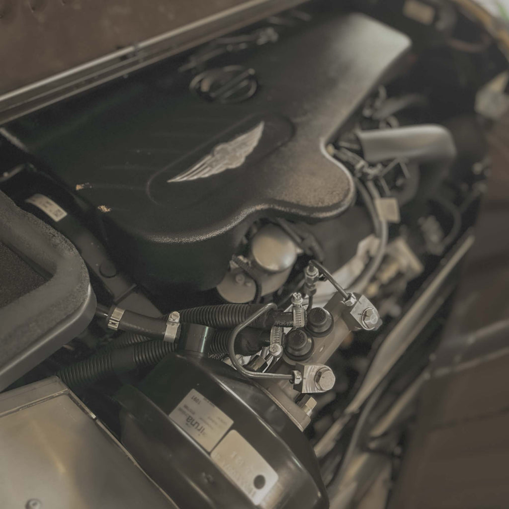 Morgan Plus Four Auto - Morgan Dark Plum Metallic