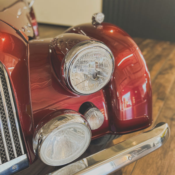Morgan Roadster 3.0 V6 - Morgan Ruby Red