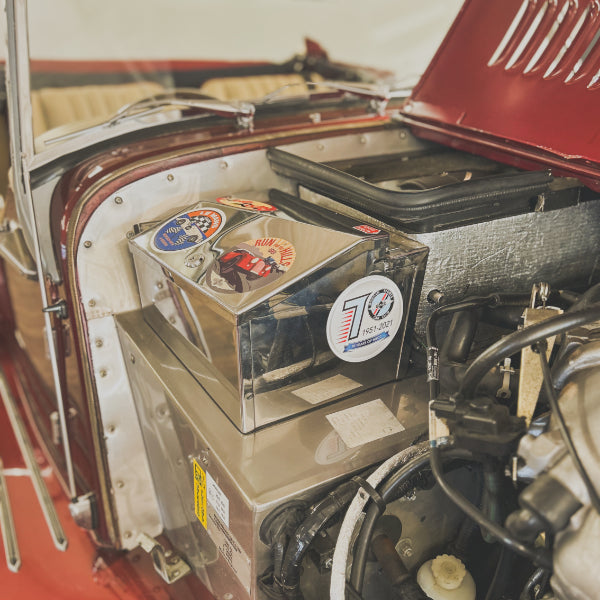 Morgan Roadster 3.0 V6 - Morgan Ruby Red