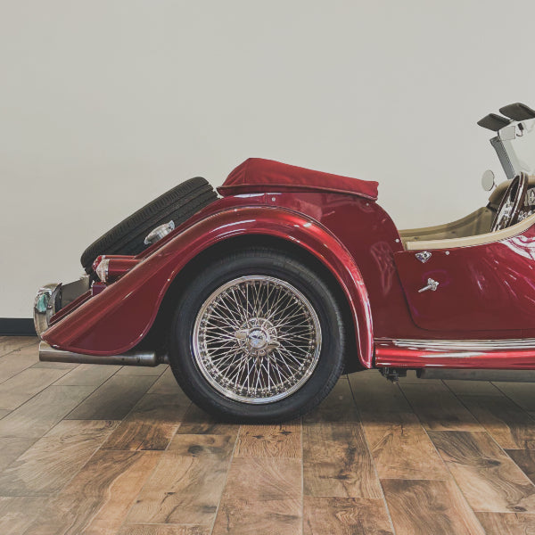 Morgan Roadster 3.0 V6 - Morgan Ruby Red