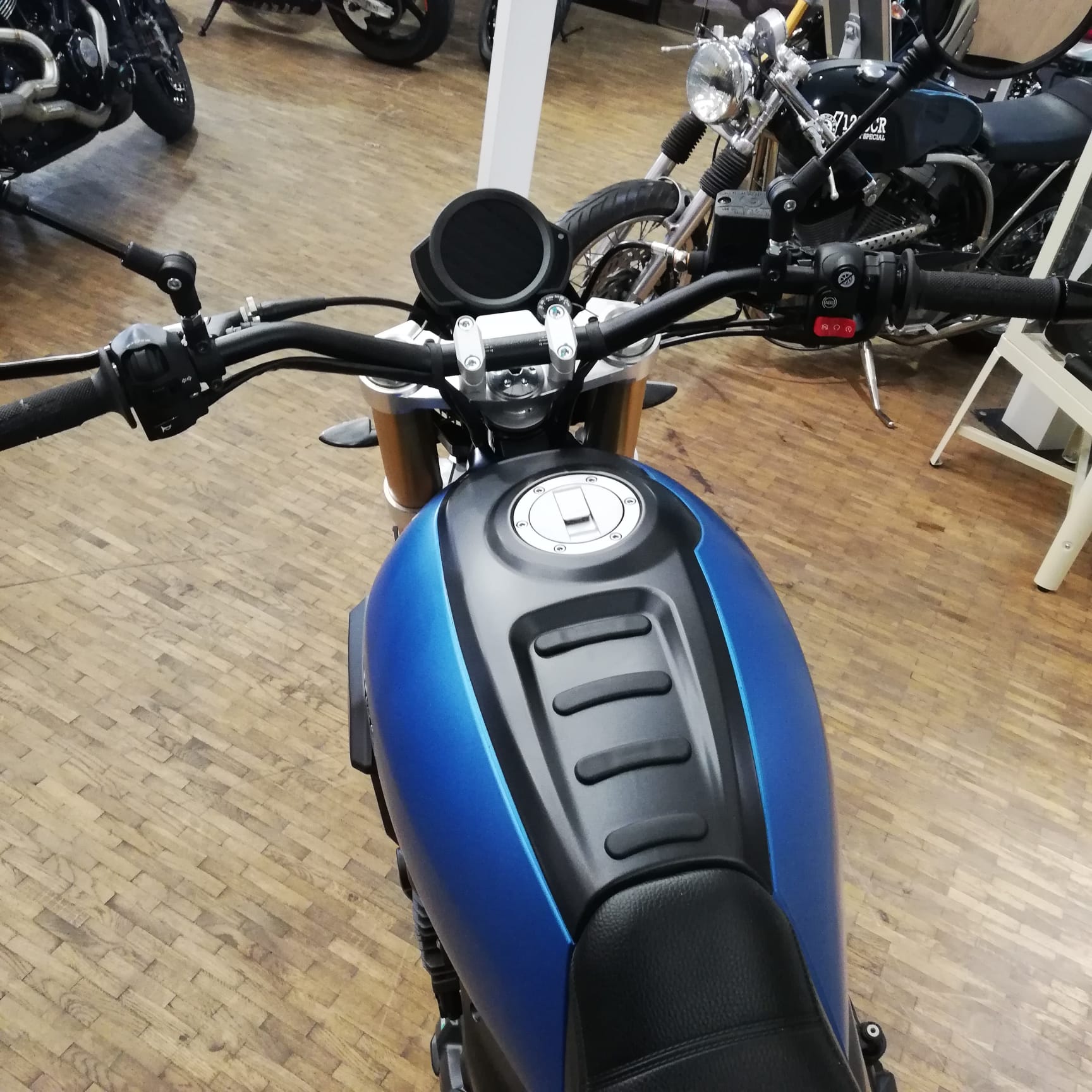 FANTIC SC700 SCRAMBLER - Matt Blue
