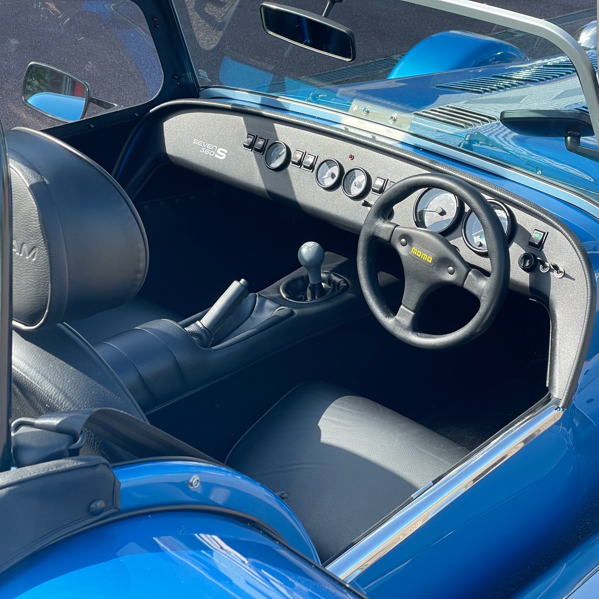 21/21 CATERHAM SEVEN 360S LARGE CHASSIS - AUDI BLUE WITH BLACK LEATHER