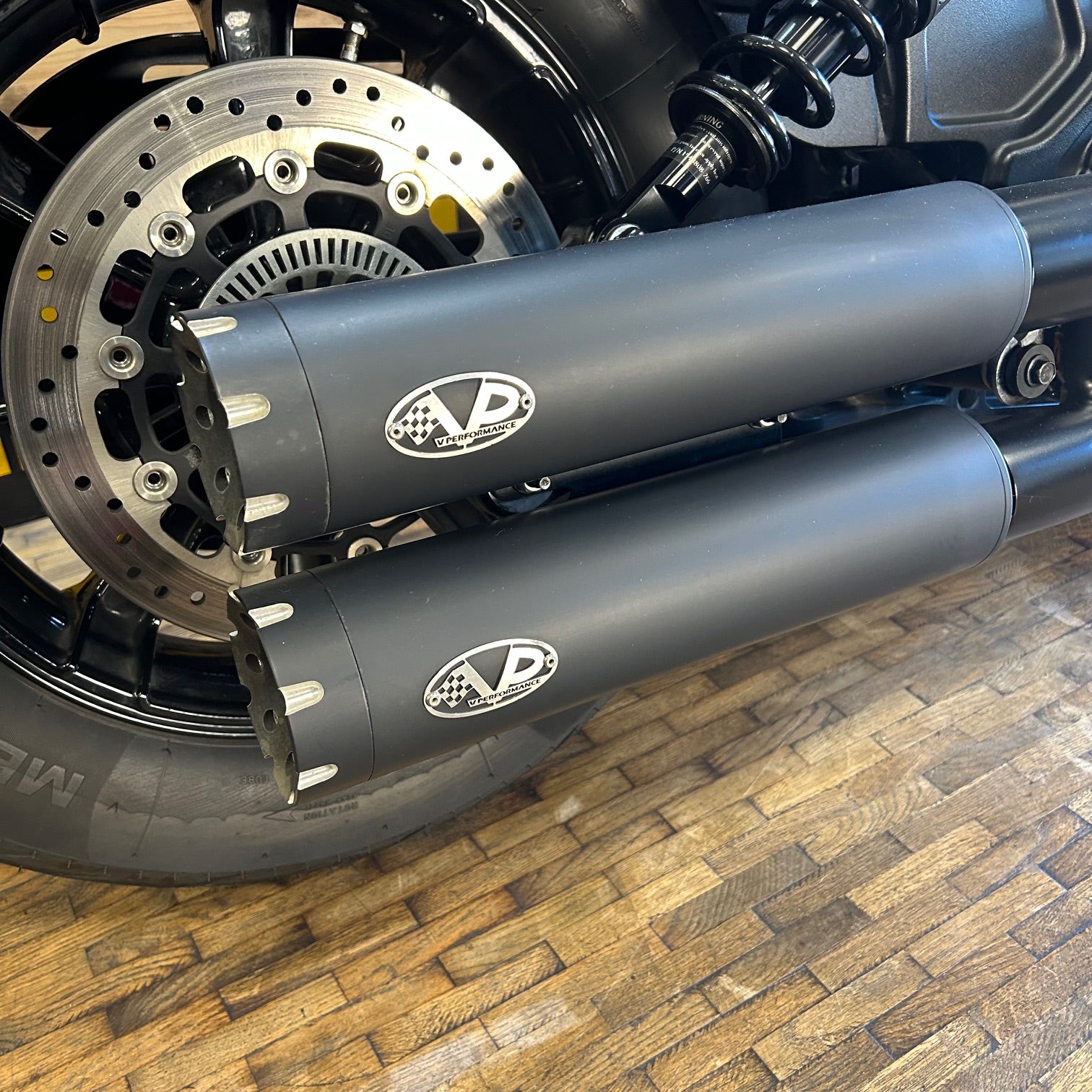 INDIAN SCOUT ROGUE - STEALTH GREY w/graphics - PreLoved