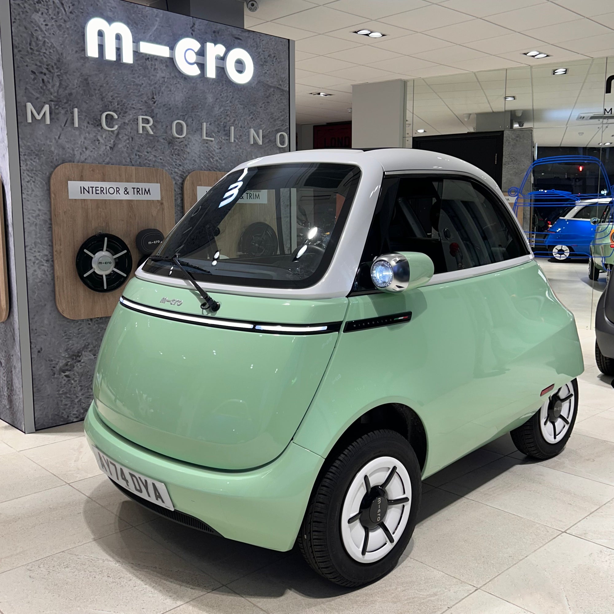 Microlino - Paris and White - PreLoved