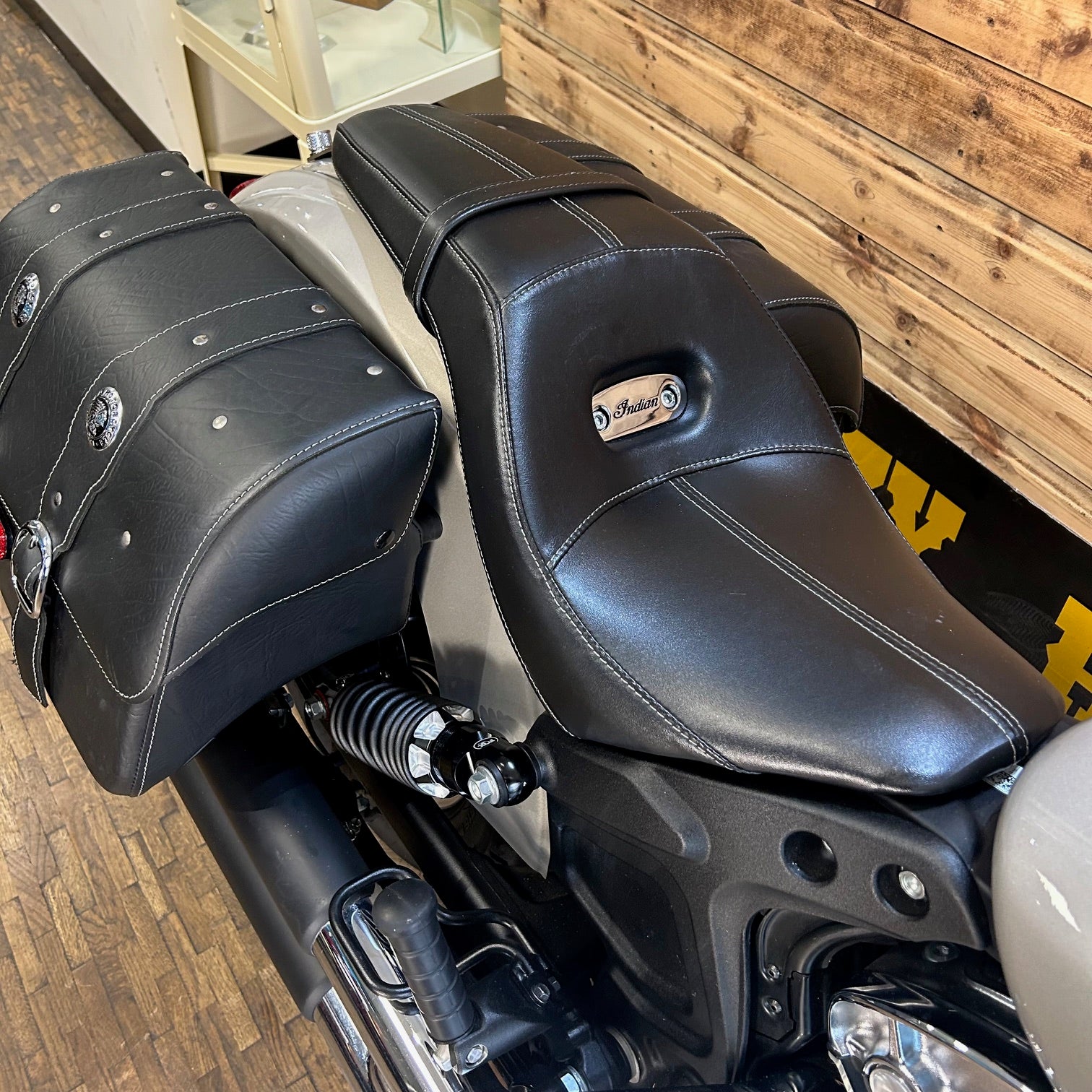 Indian Scout - Silver Quartz - PreLoved