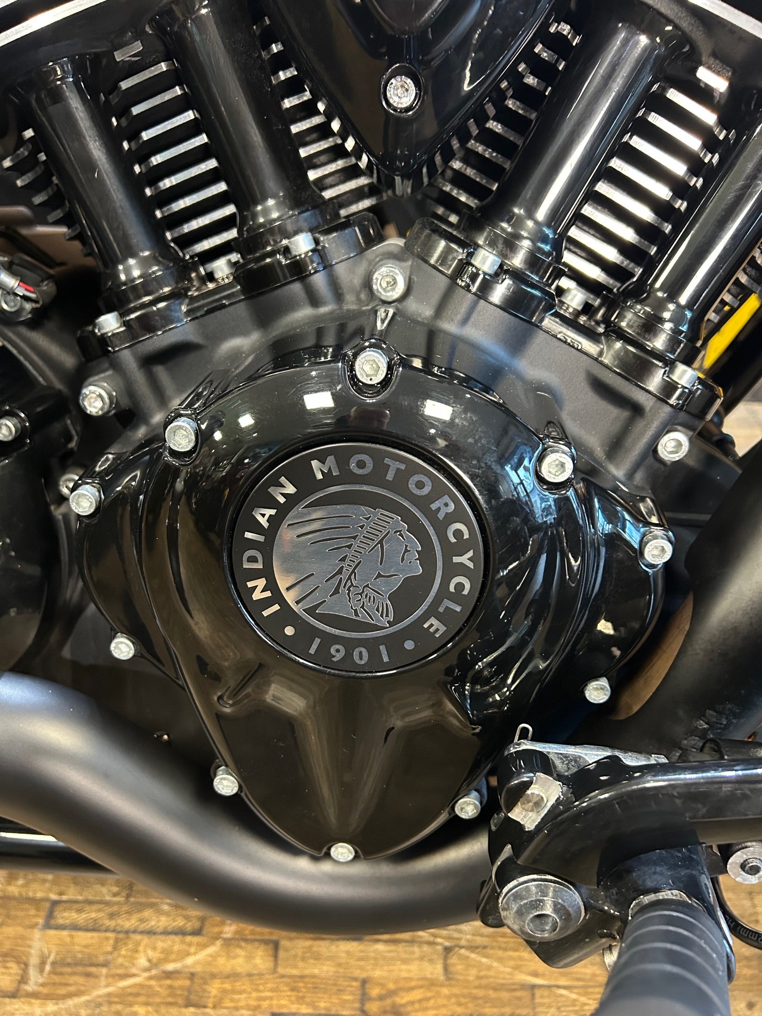 INDIAN SPORT CHIEF RT - HEAVY METAL - PreLoved