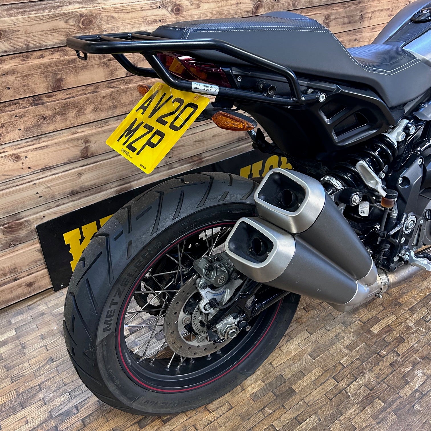 INDIAN FTR RALLY - TITANIUM SMOKE - PreLoved