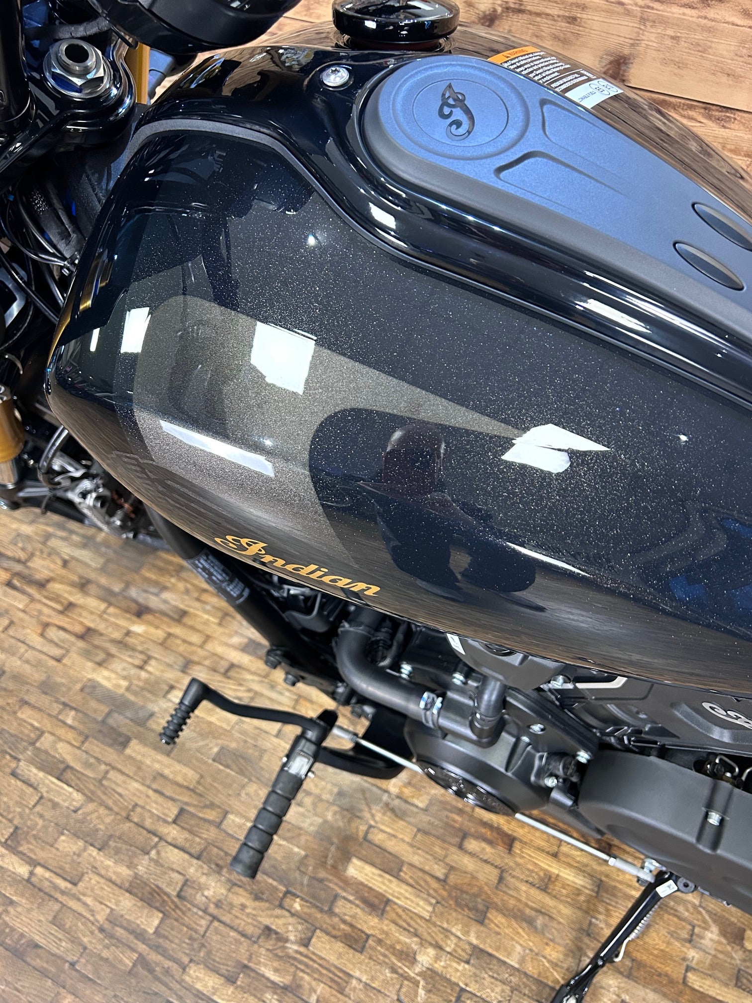 2026 INDIAN SCOUT 101 ’26 MODEL - CRYSTAL BLACK w/super graphite