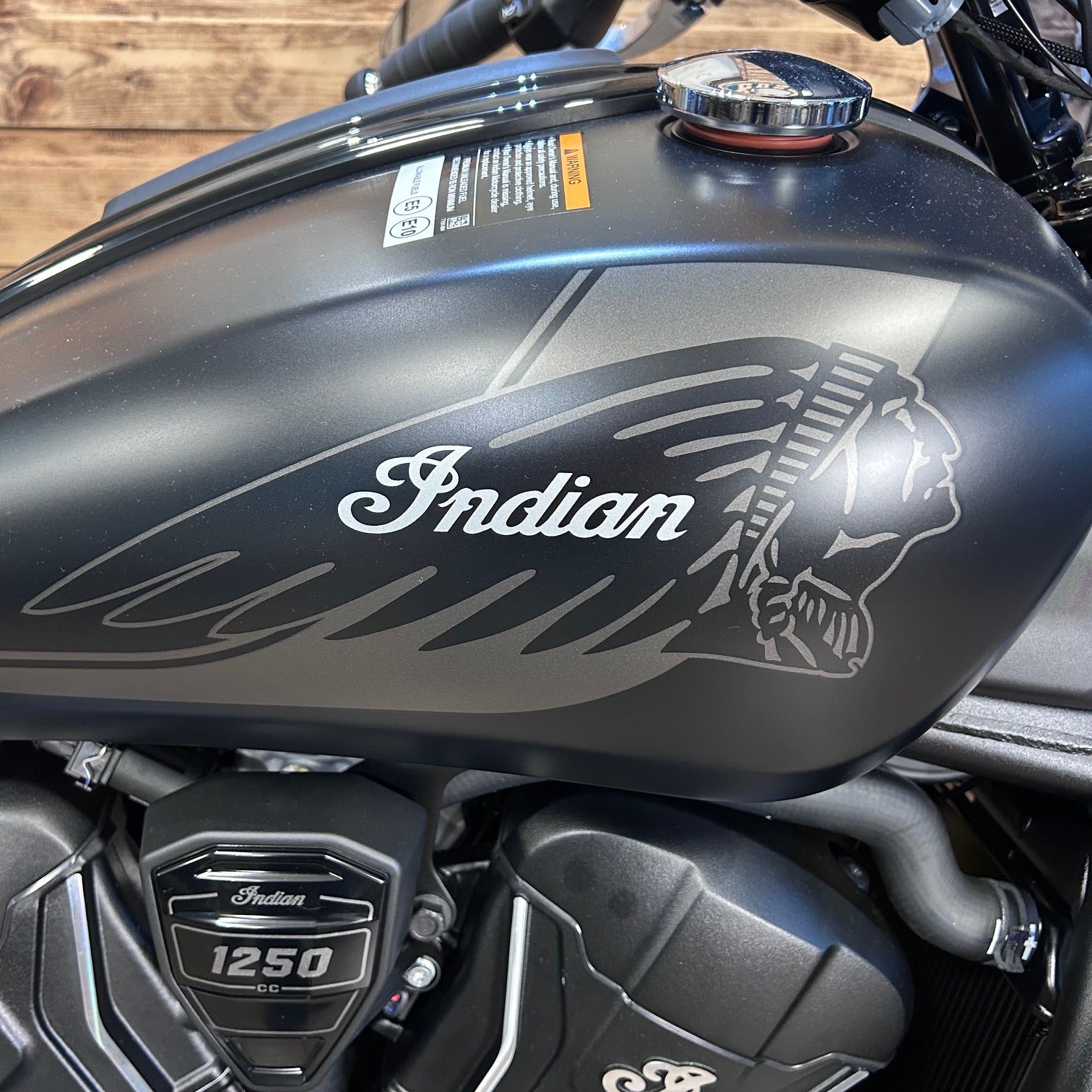 INDIAN SPORT SCOUT RT ’26 NEW MODEL - BLACK SMOKE