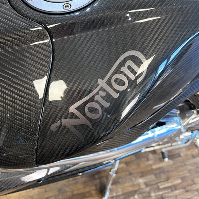 Norton V4sv Carbon  - Black Carbon