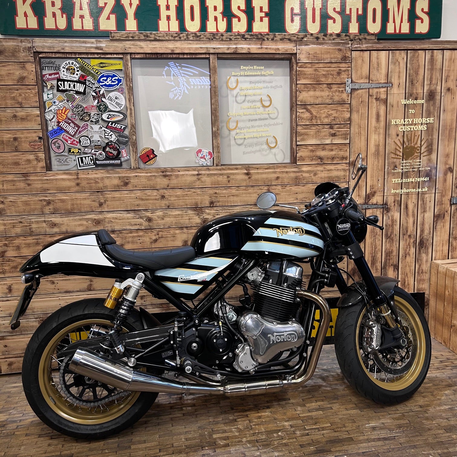 NORTON 961CR LE - BLACK 588 edition limited paintwork - PreLoved