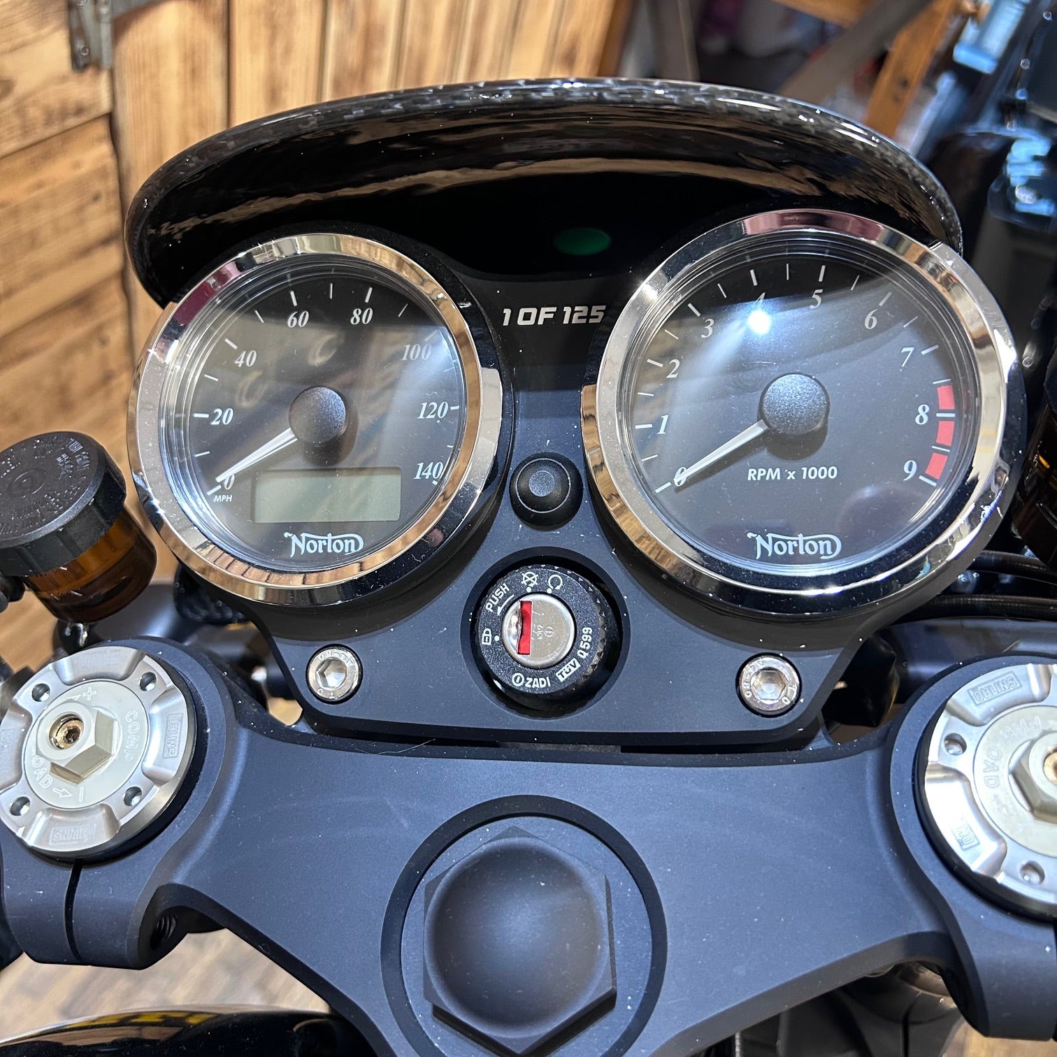 NORTON 961CR LE - BLACK 588 edition limited paintwork - PreLoved