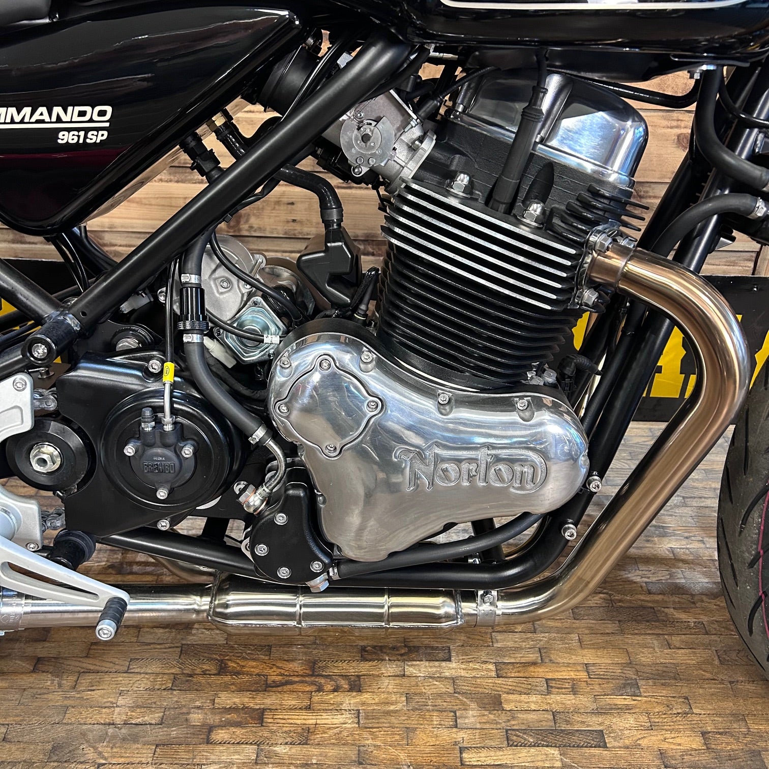 NORTON 961SP - MATRIX BLACK