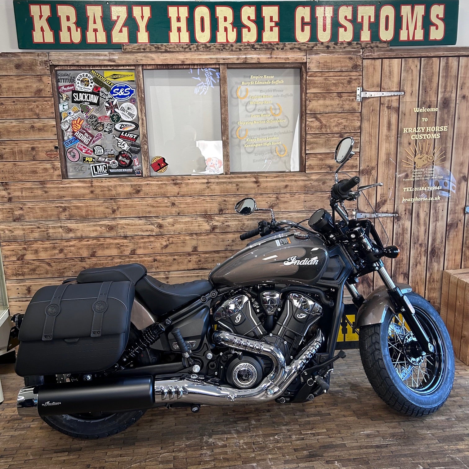 INDIAN SUPER SCOUT ‘26 - ZARA BRONZE