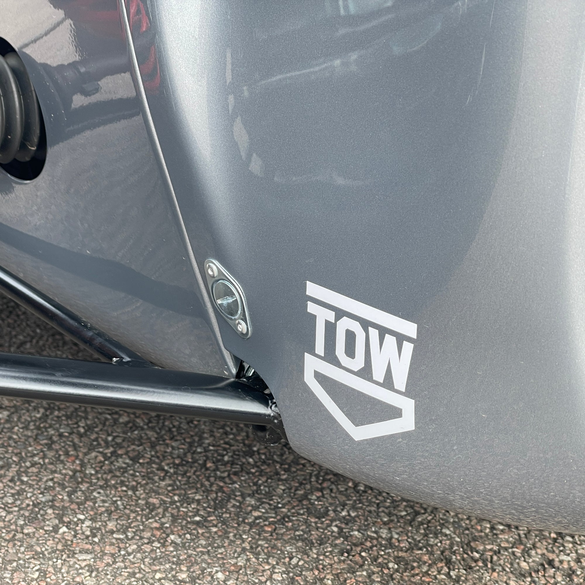 BRAND NEW UNREGISTERED CATERHAM SEVEN 420CUP - DARK SILVER WITH BLACK