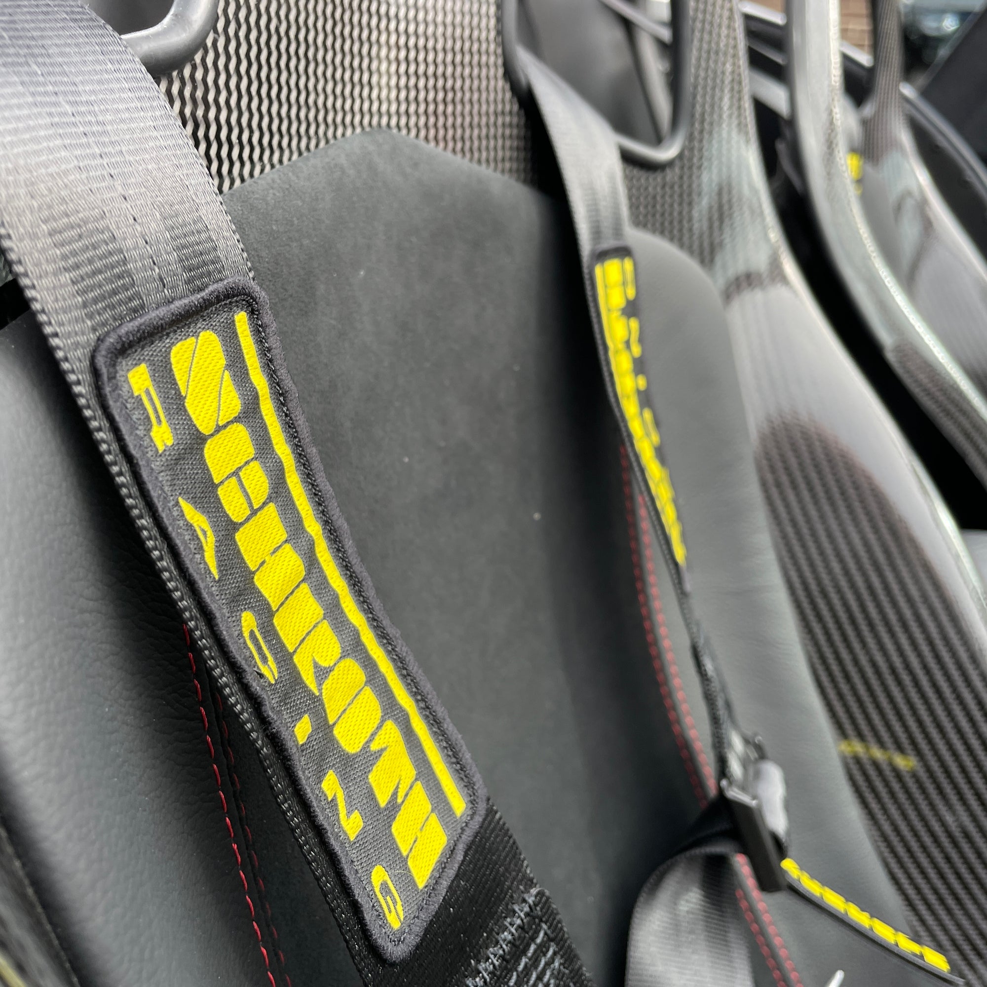 caterham 420 cup seat belts