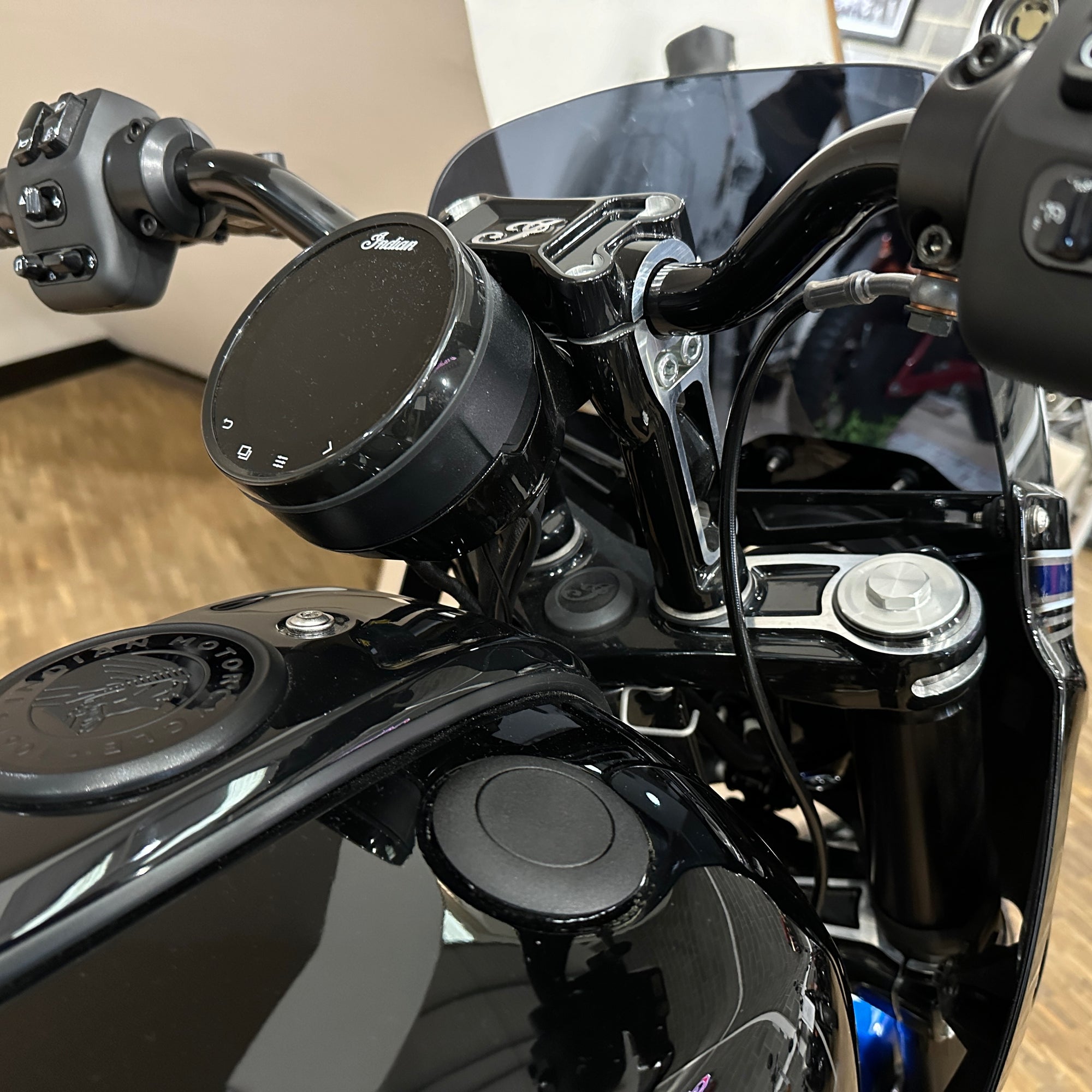 EXCLUSIVE KH CUSTOM - INDIAN SPORT CHIEF - RAGE!