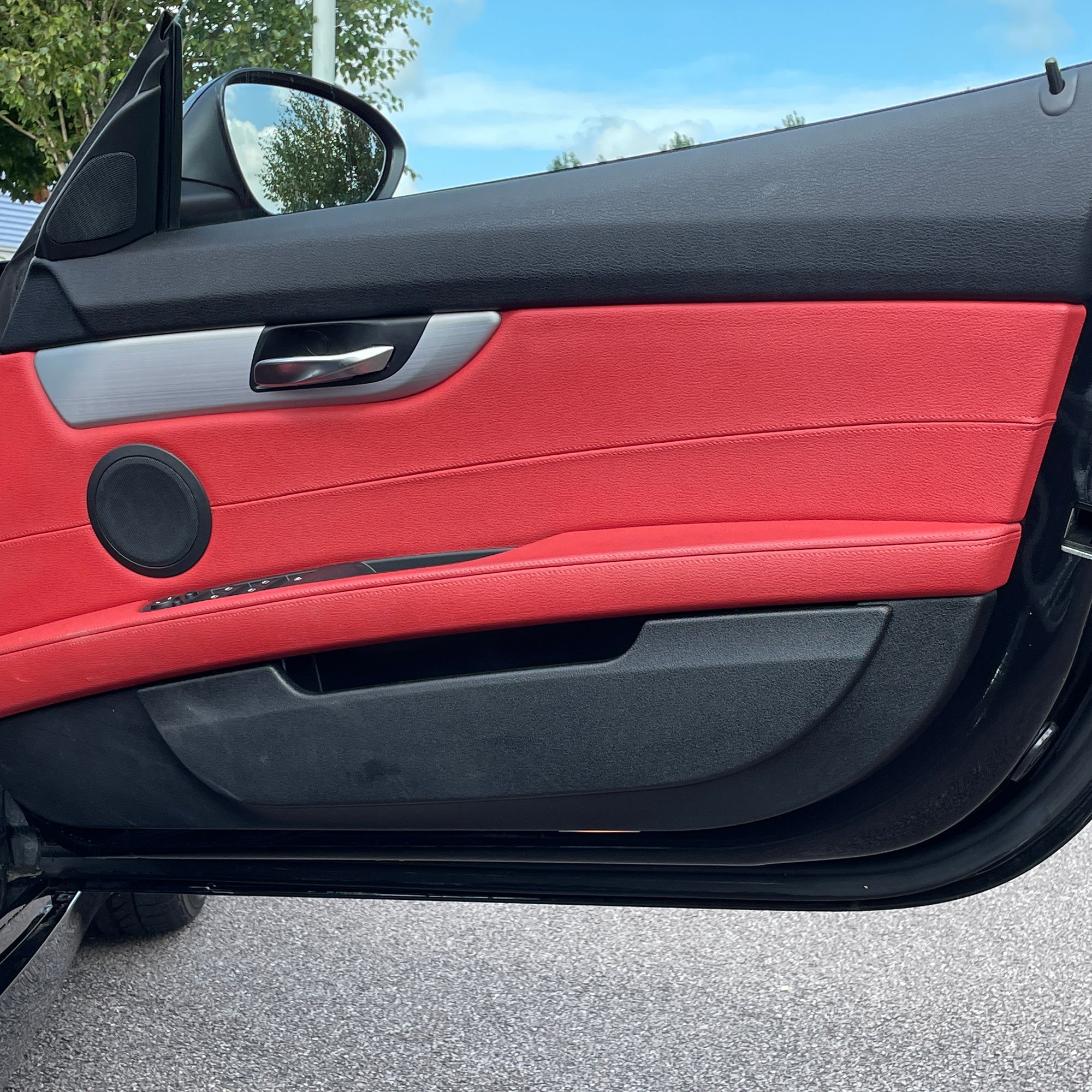 14/14 BMW Z4 SDRIVE20I M SPORT AUTO CONVERTIBLE - BLACK WITH RED LEATHER