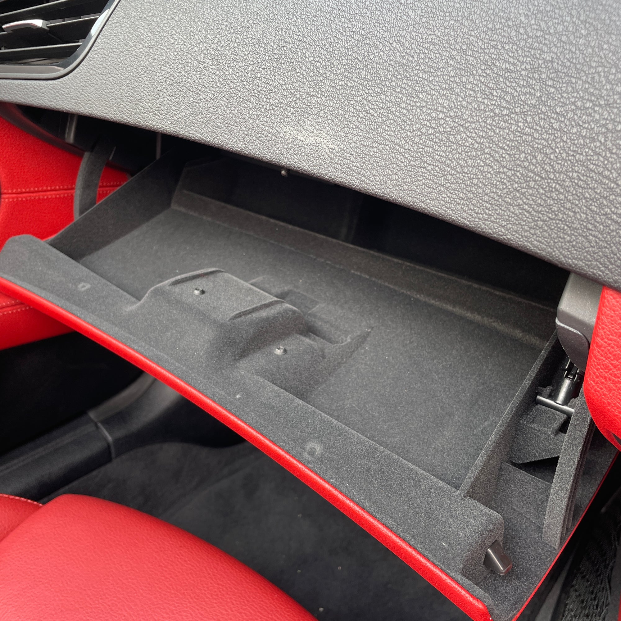 14/14 BMW Z4 SDRIVE20I M SPORT AUTO CONVERTIBLE - BLACK WITH RED LEATHER