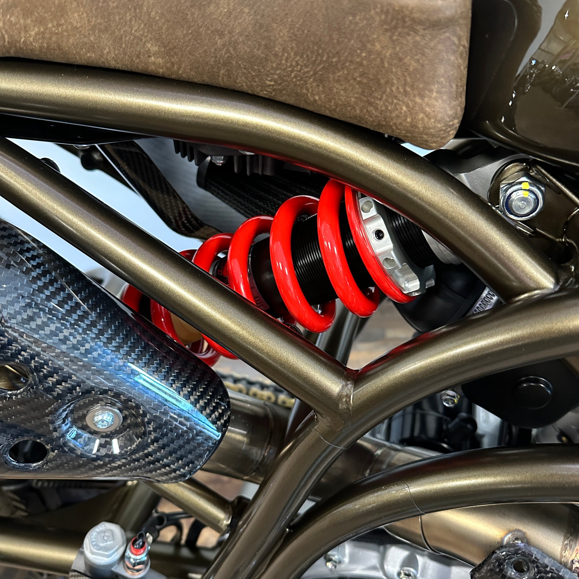 2024 CCM MAVERICK PREMIUM - Mosswood