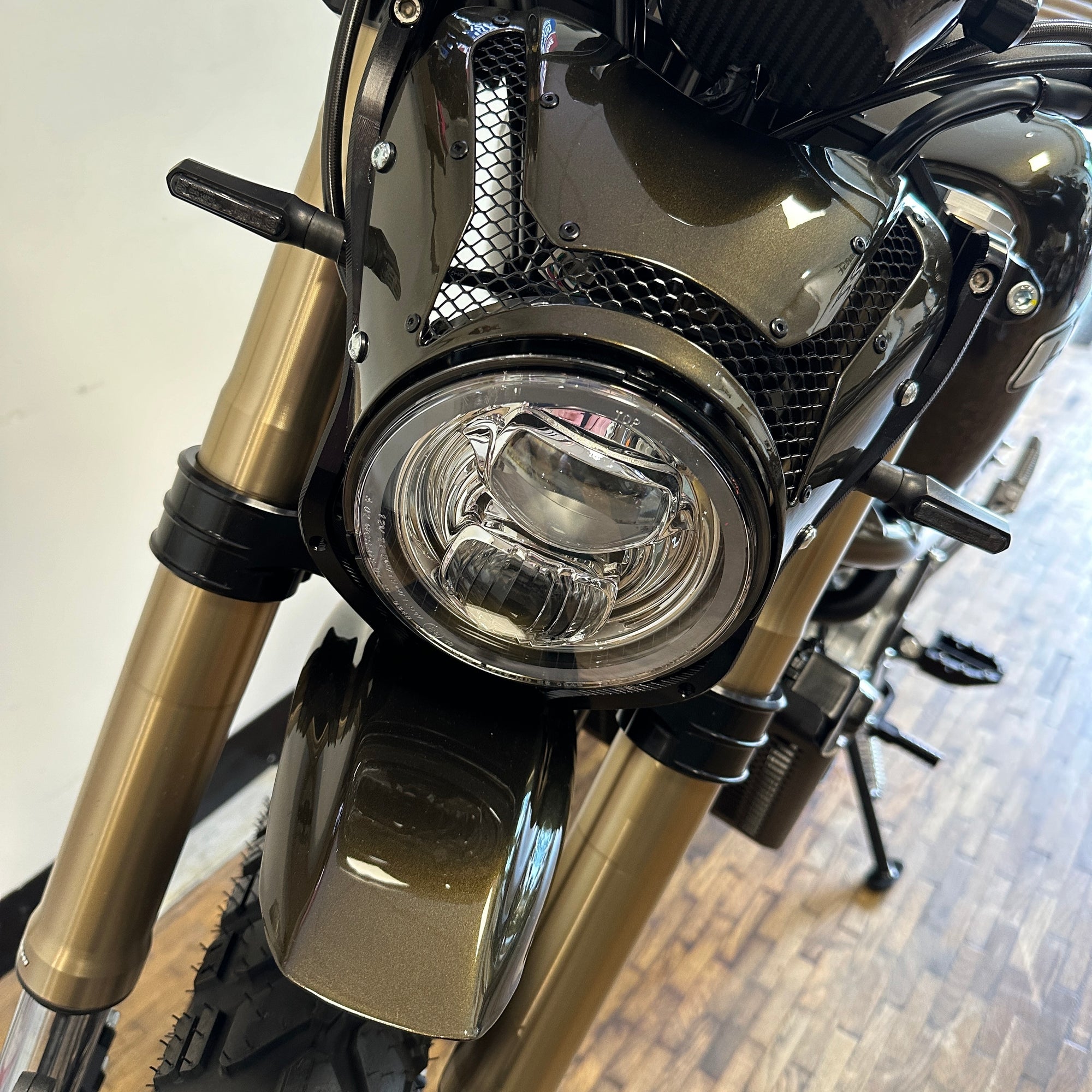 2024 CCM MAVERICK PREMIUM - Mosswood