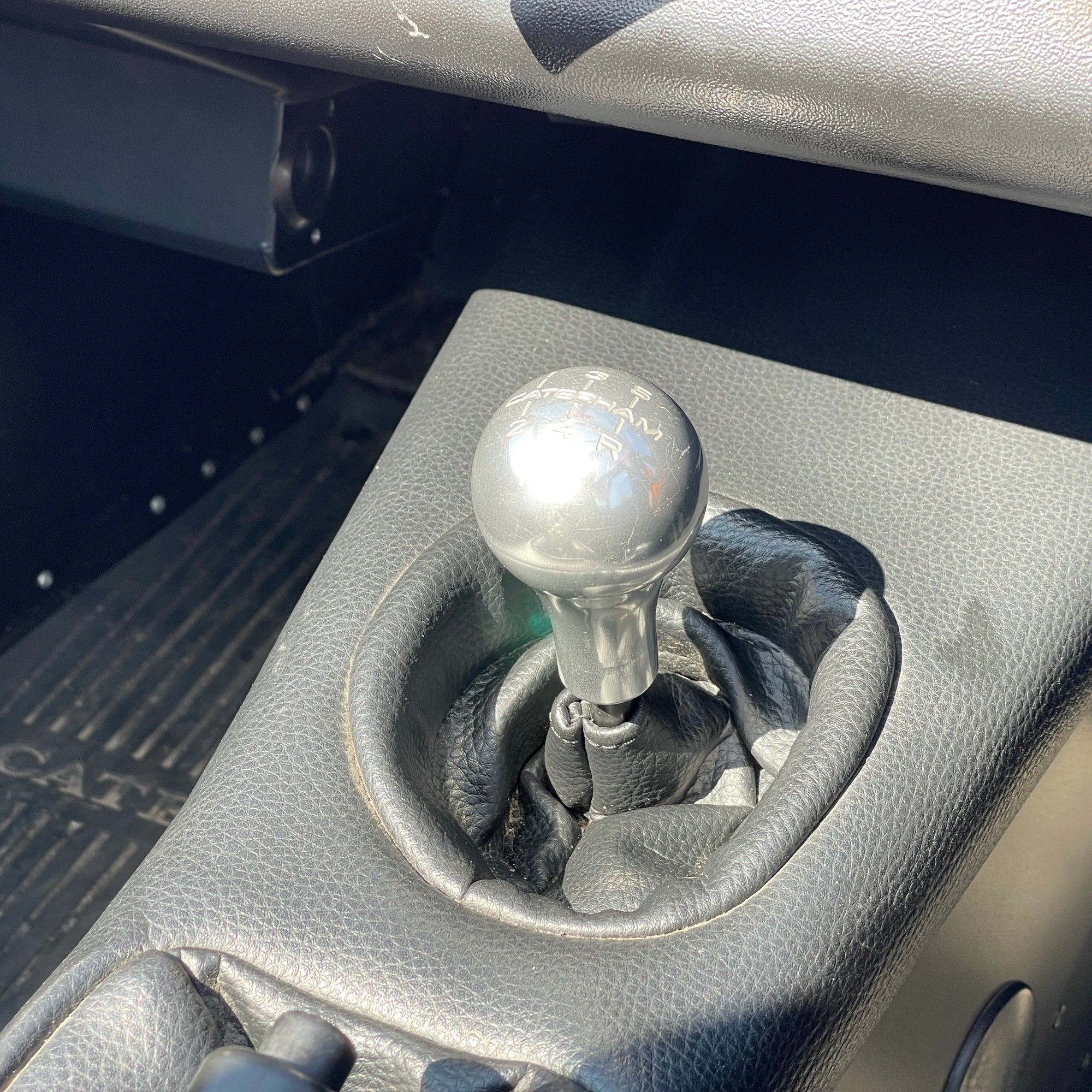 2018 CATERHAM ACADEMY - BARE ALUMINIUM BODY WITH BLACK WINGS AND NOSECONE