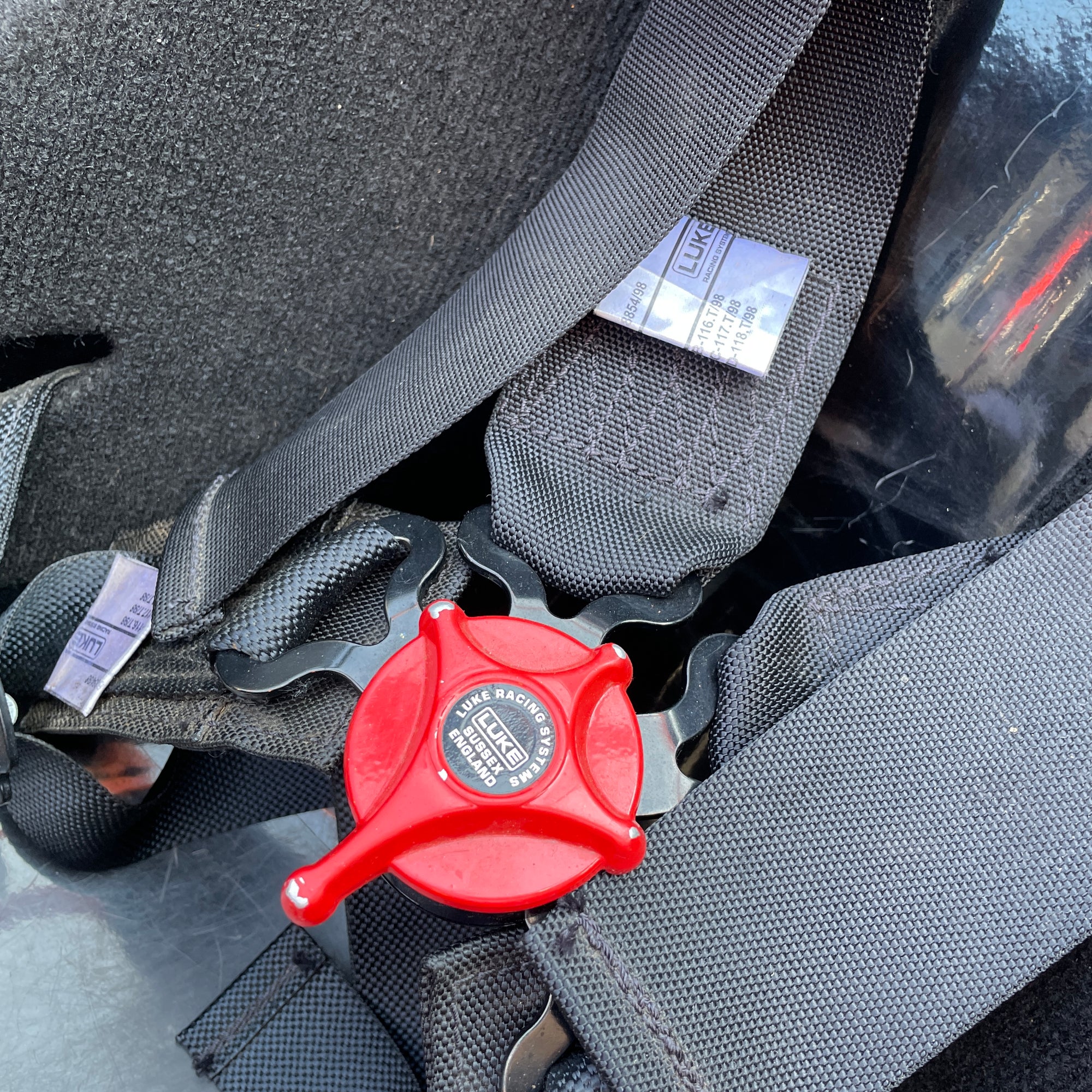 2018 CATERHAM ACADEMY - BARE ALUMINIUM BODY WITH BLACK WINGS AND NOSECONE