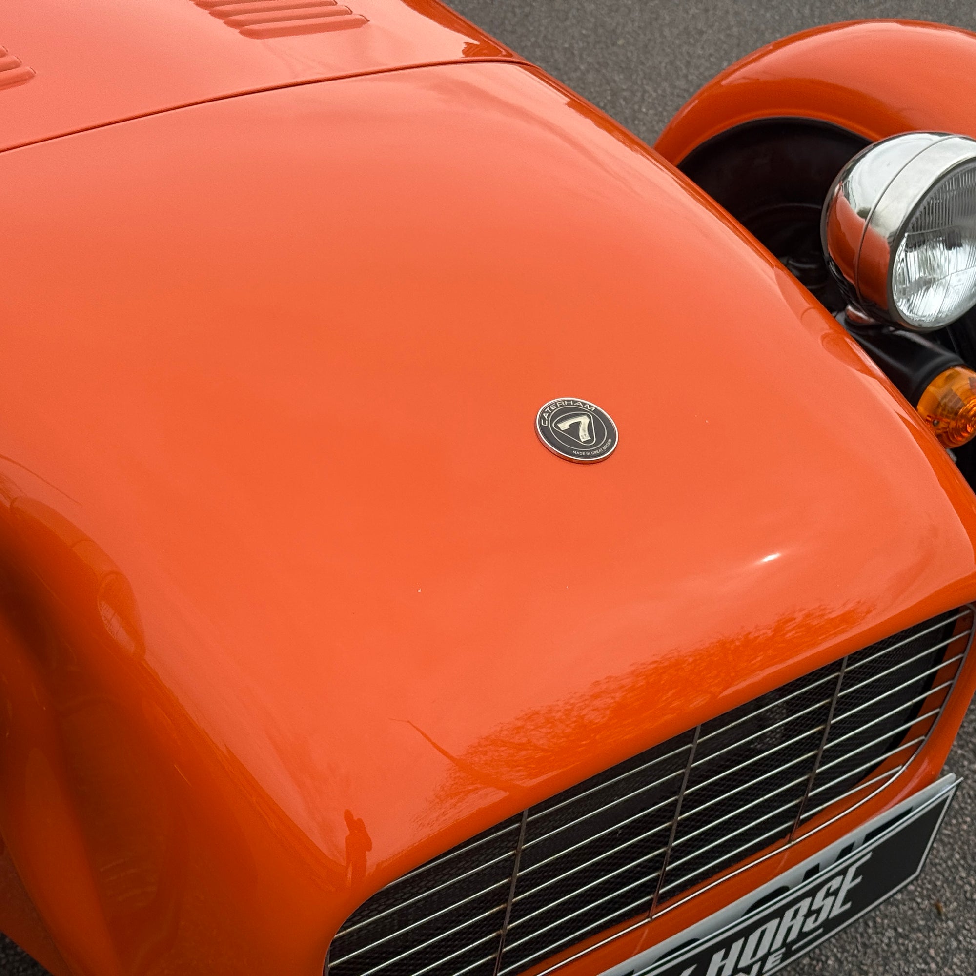 20/70 CATERHAM SUPER SEVEN 1600 LARGE CHASSIS - BURNT ORANGE WITH BLACK
